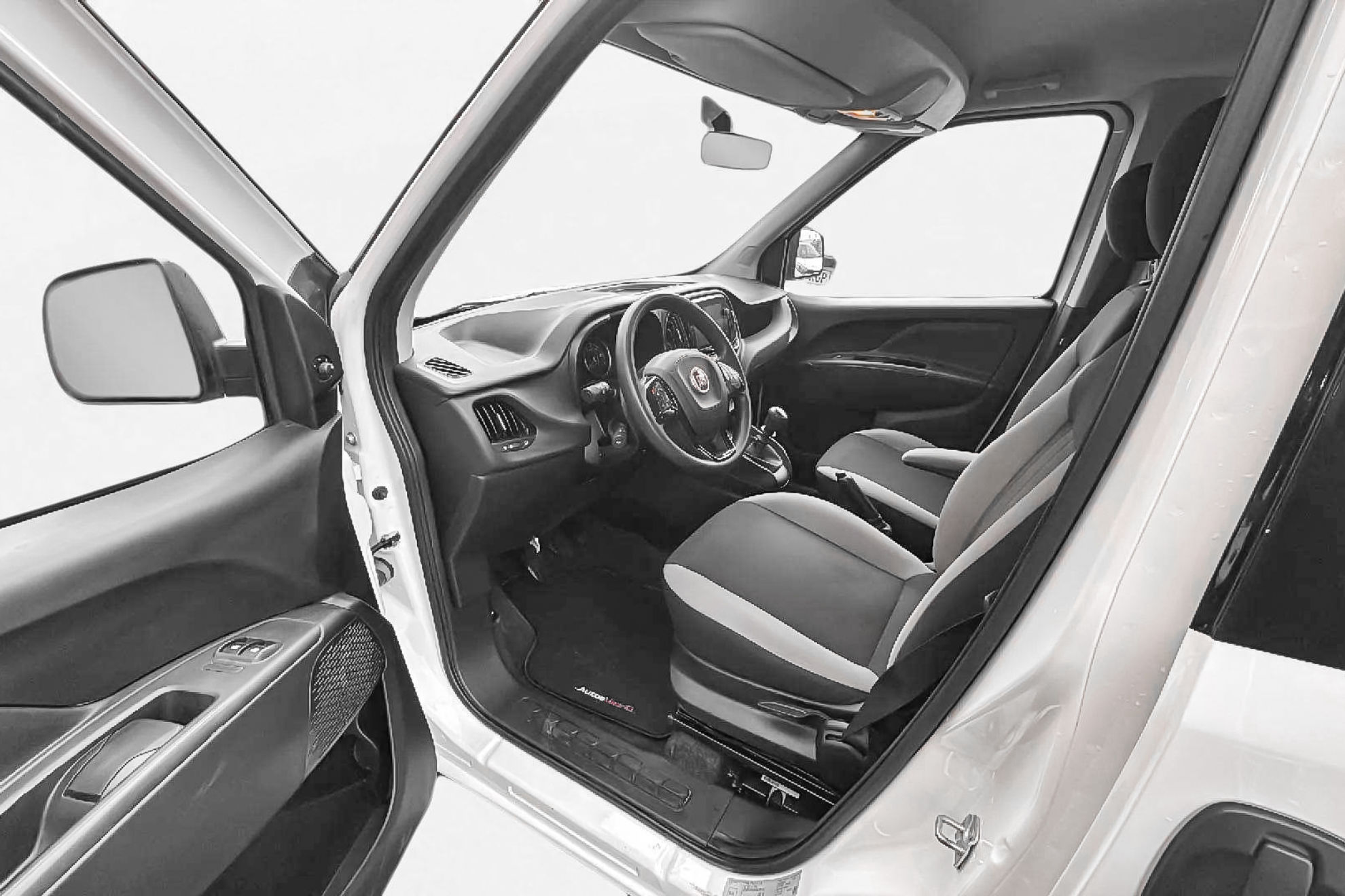 Fiat Doblò Combi (N1) 1.5 BlueHDi 100 - foto 17