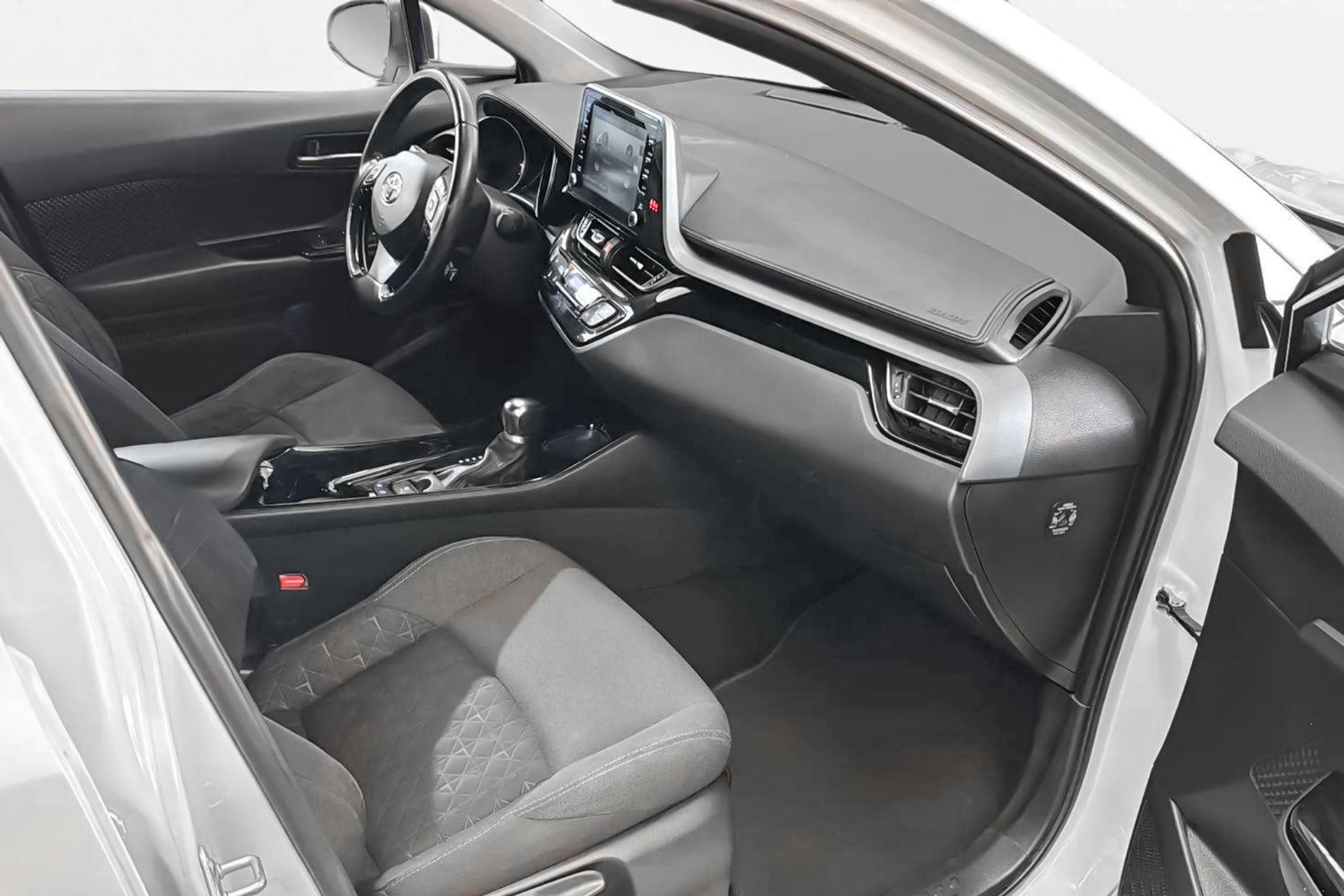 Toyota C-HR 1.8 125H Advance - foto 23