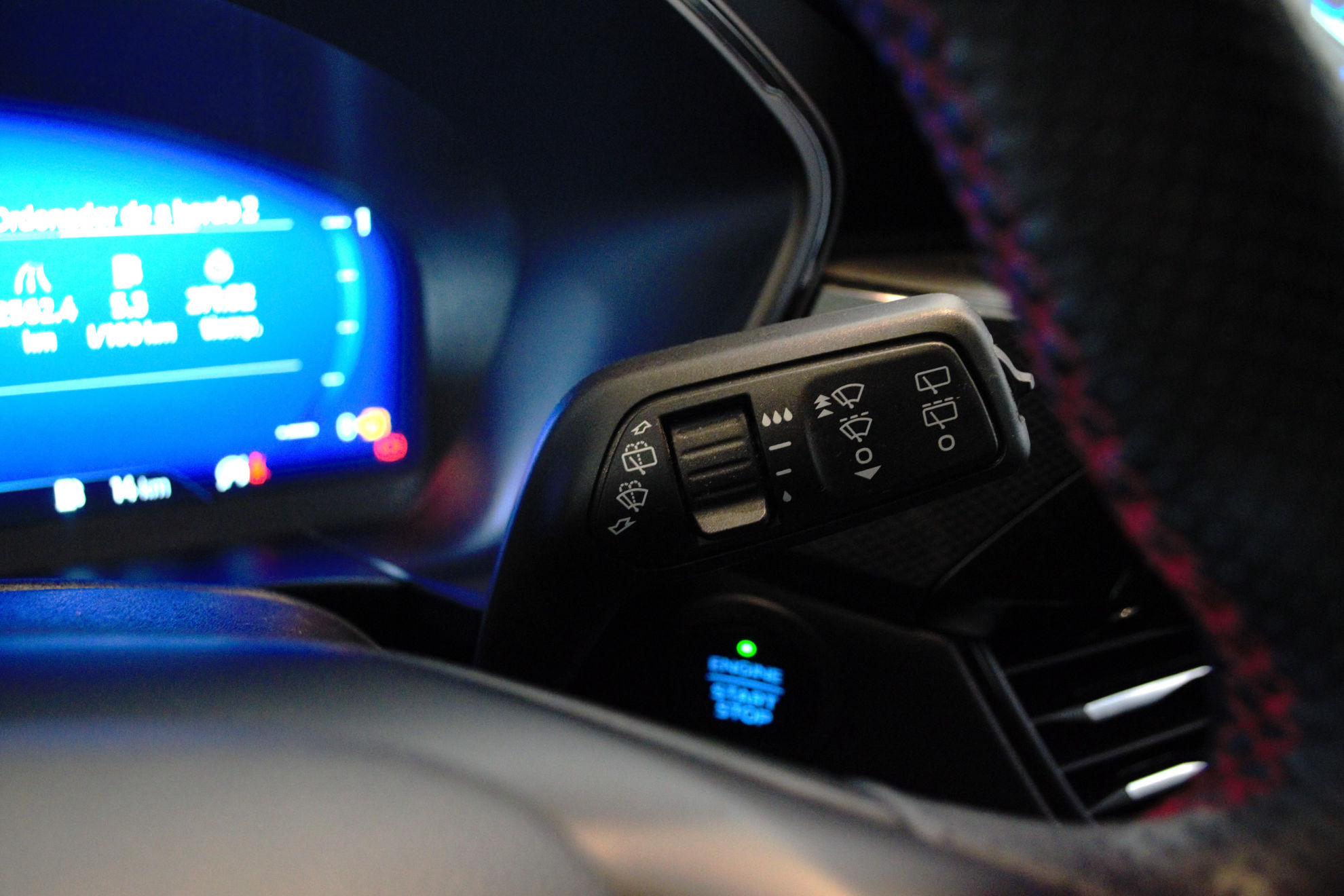 Ford Kuga ST-Line 1.5T EcoBoost - foto 22