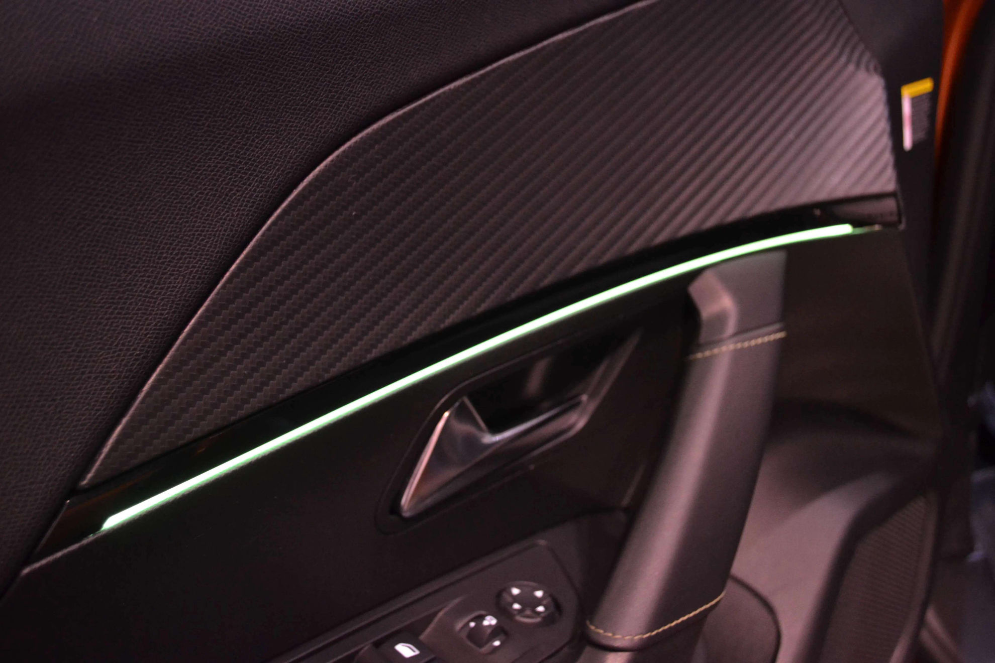 Peugeot 2008 GT PureTech 130 - foto 11