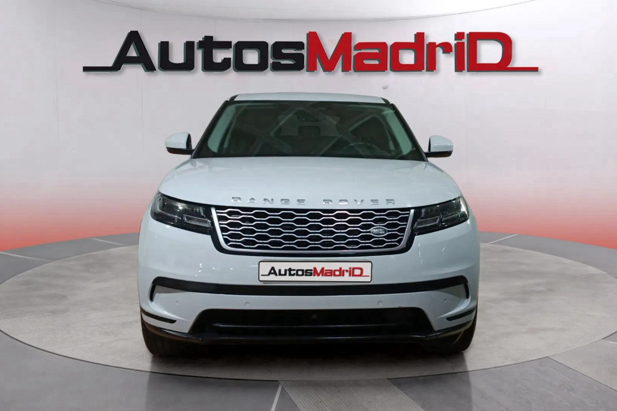 Land Rover Range Rover Velar 2.0D I4 4WD - foto 8