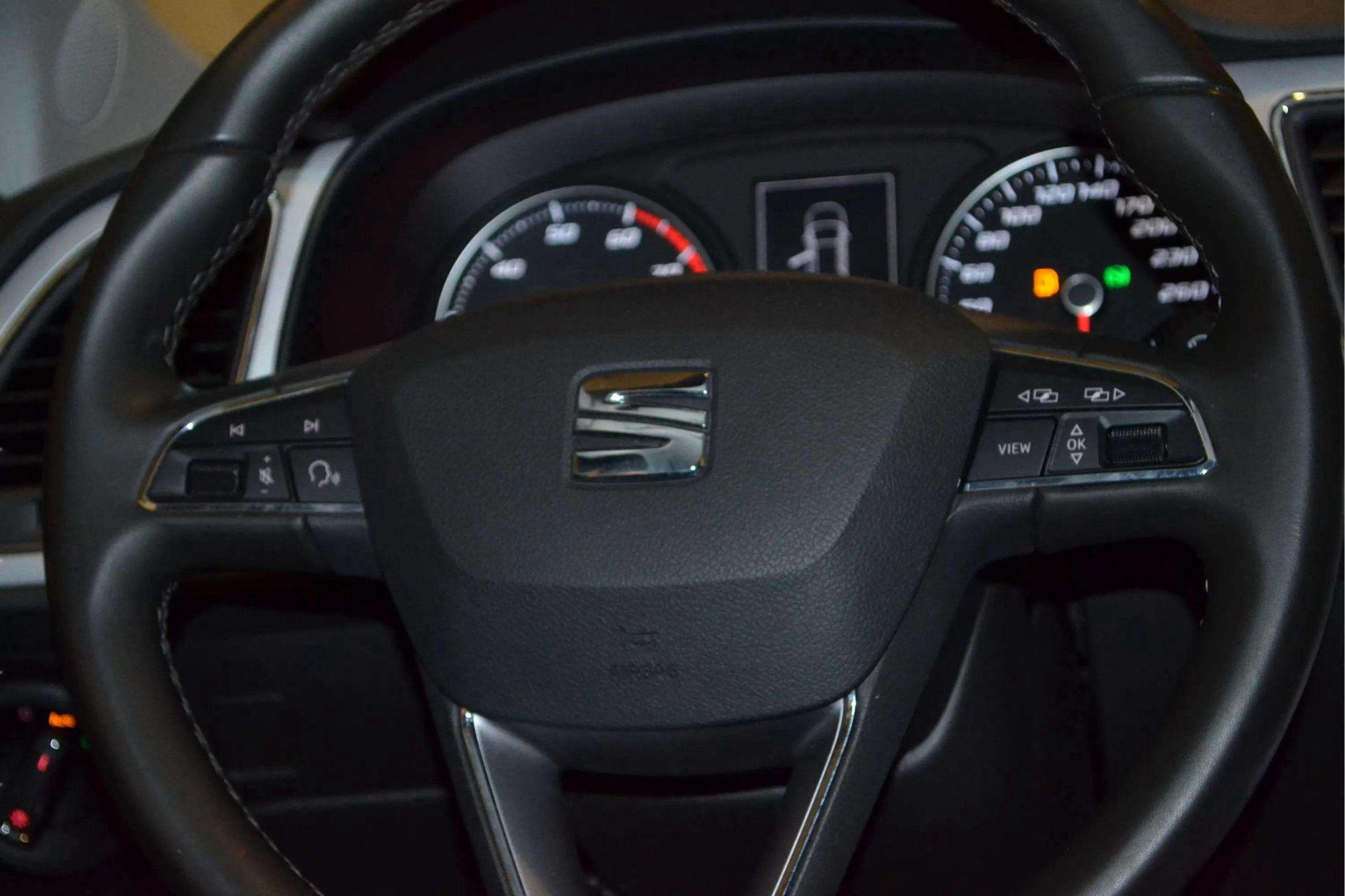 SEAT León 1.5 TGI DSG-7 Xcellence - foto 17