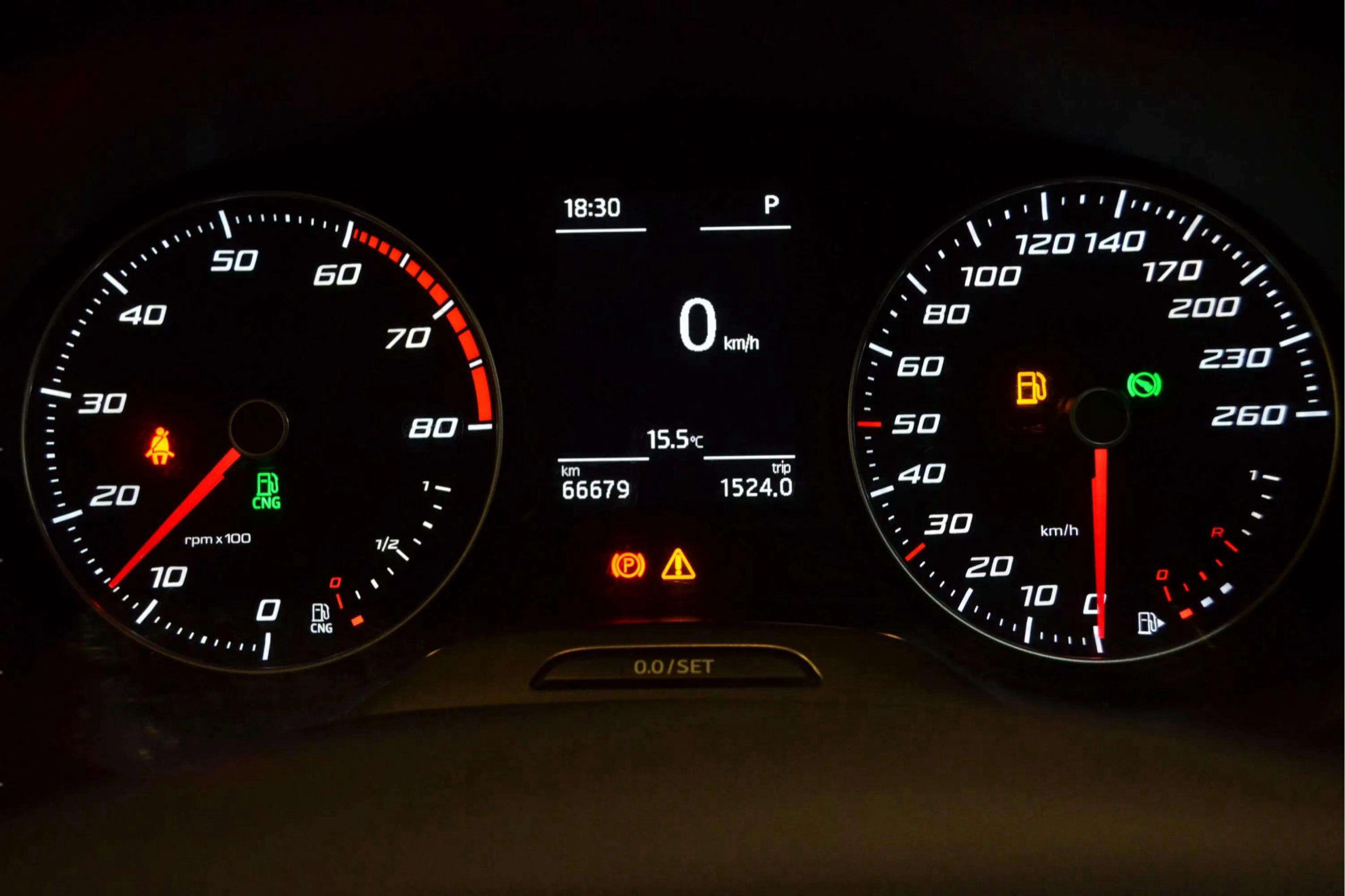 SEAT León 1.5 TGI DSG-7 Xcellence - foto 24