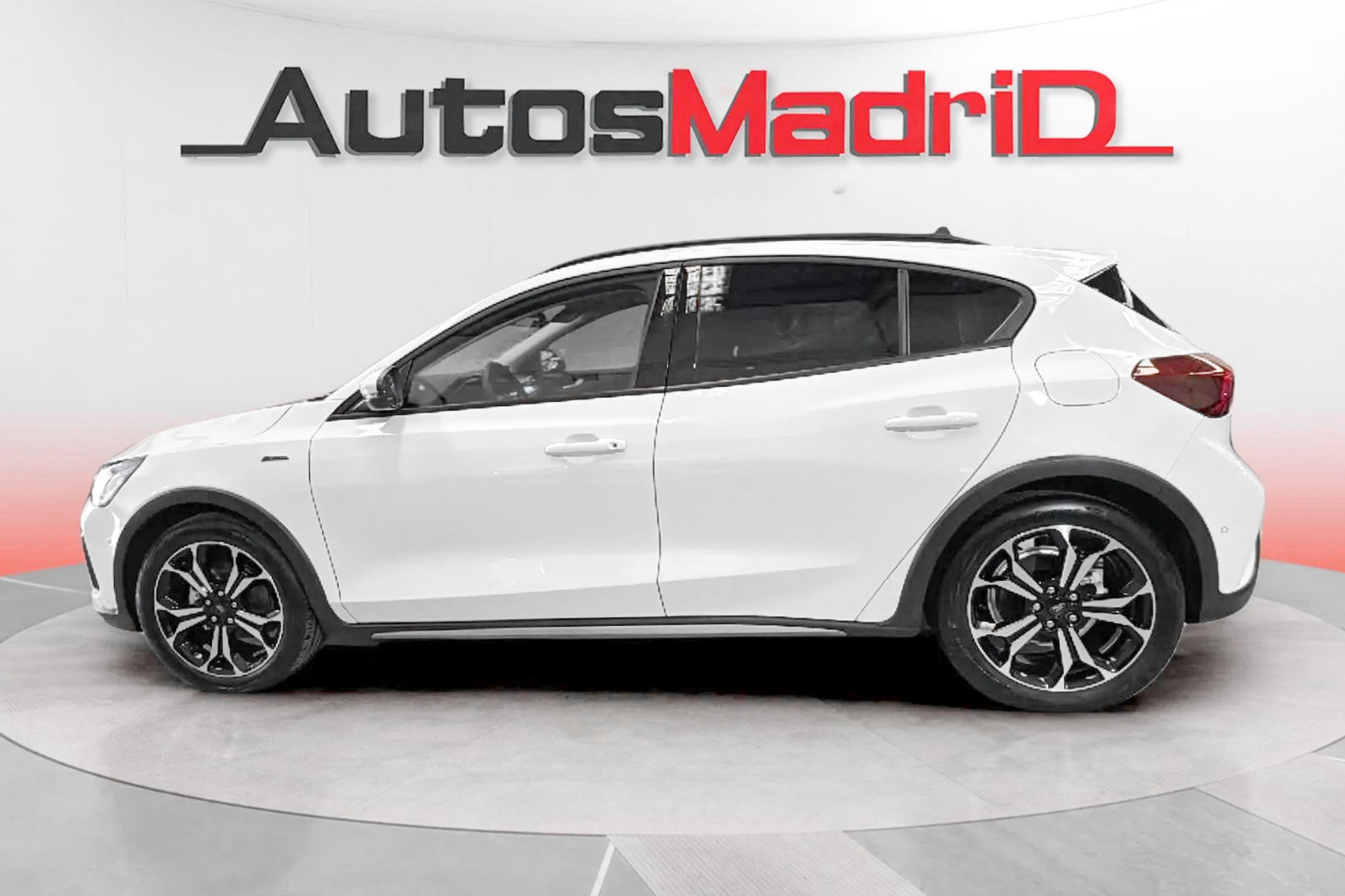 Ford Focus 1.0 EcoBoost MHEV Active - foto 4