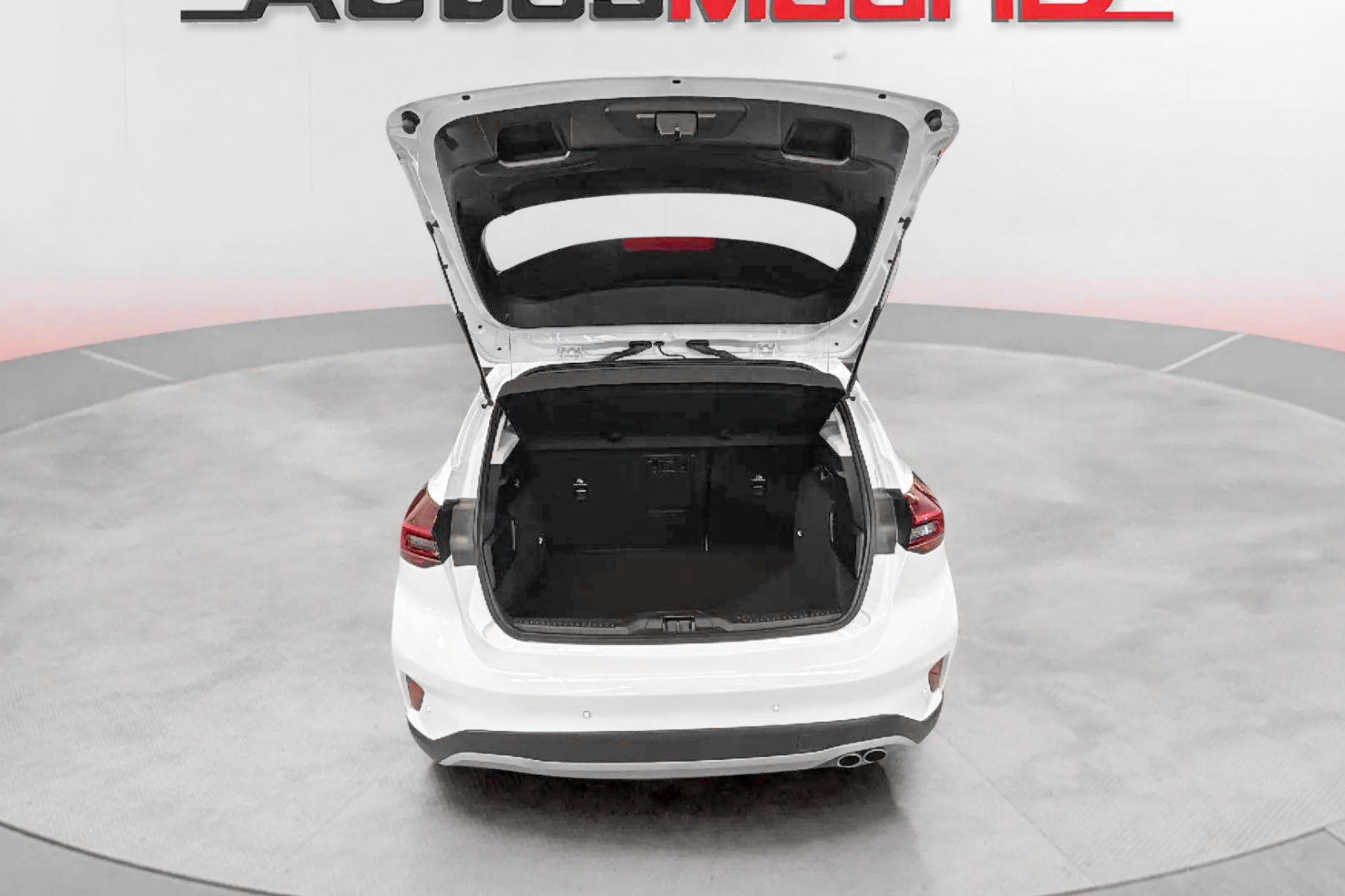 Ford Focus 1.0 EcoBoost MHEV Active - foto 10