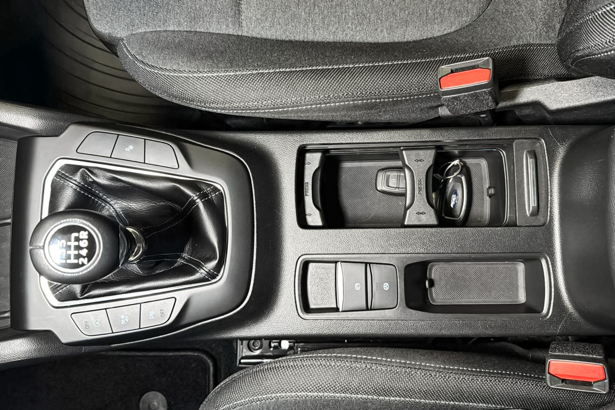 Ford Focus 1.0 EcoBoost MHEV Active - foto 43