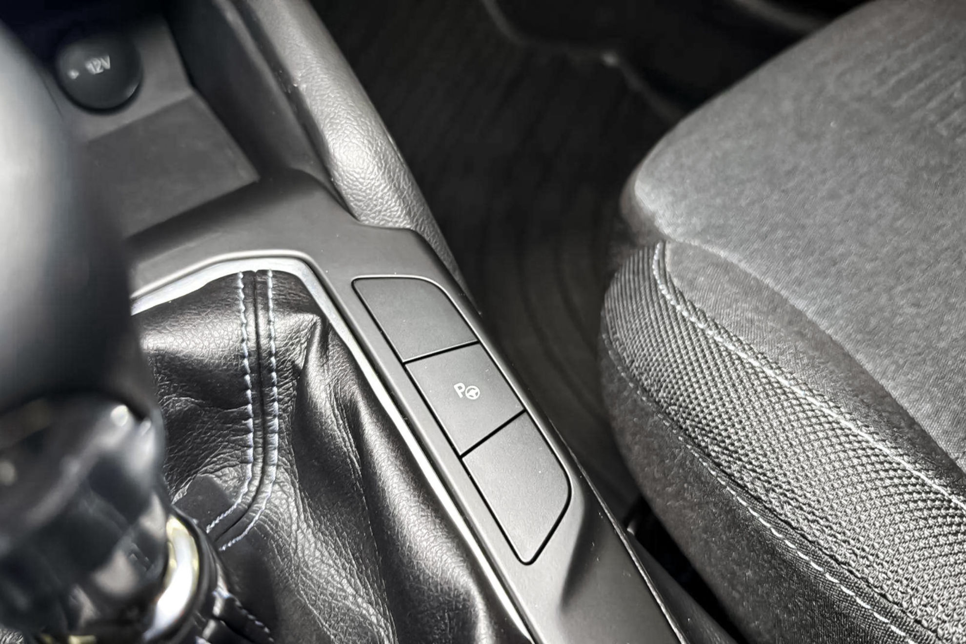 Ford Focus 1.0 EcoBoost MHEV Active - foto 41
