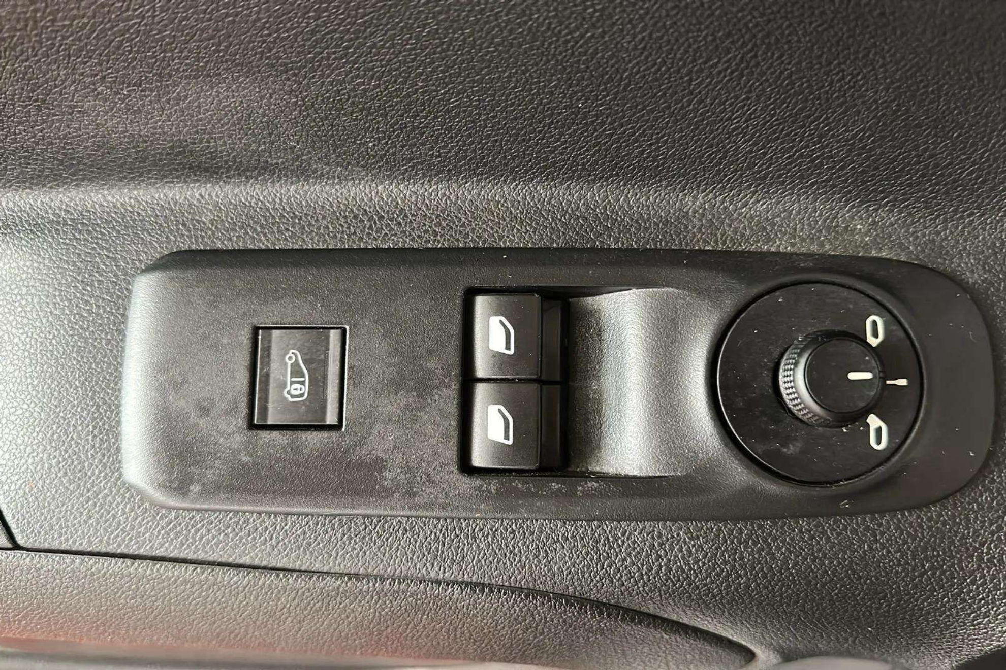 Peugeot Partner Premium Standard 1000kg BlueHDi - foto 14