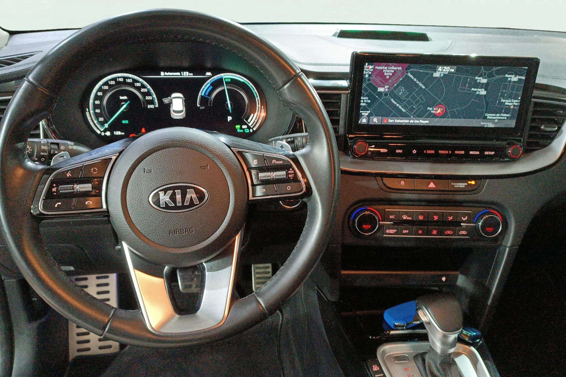 Kia XCeed 1.6 GDI PHEV E-Tech - foto 12