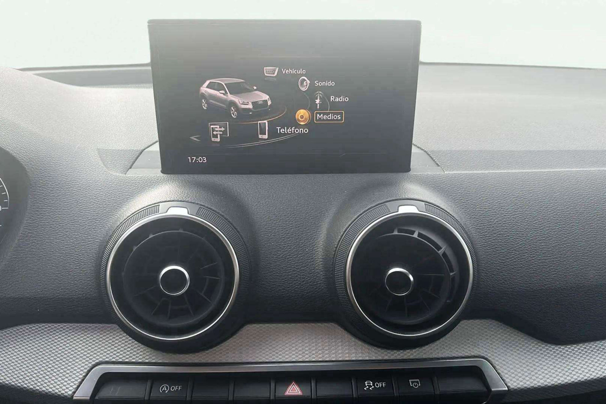 Audi Q2 Advanced 30 TFSI - foto 11