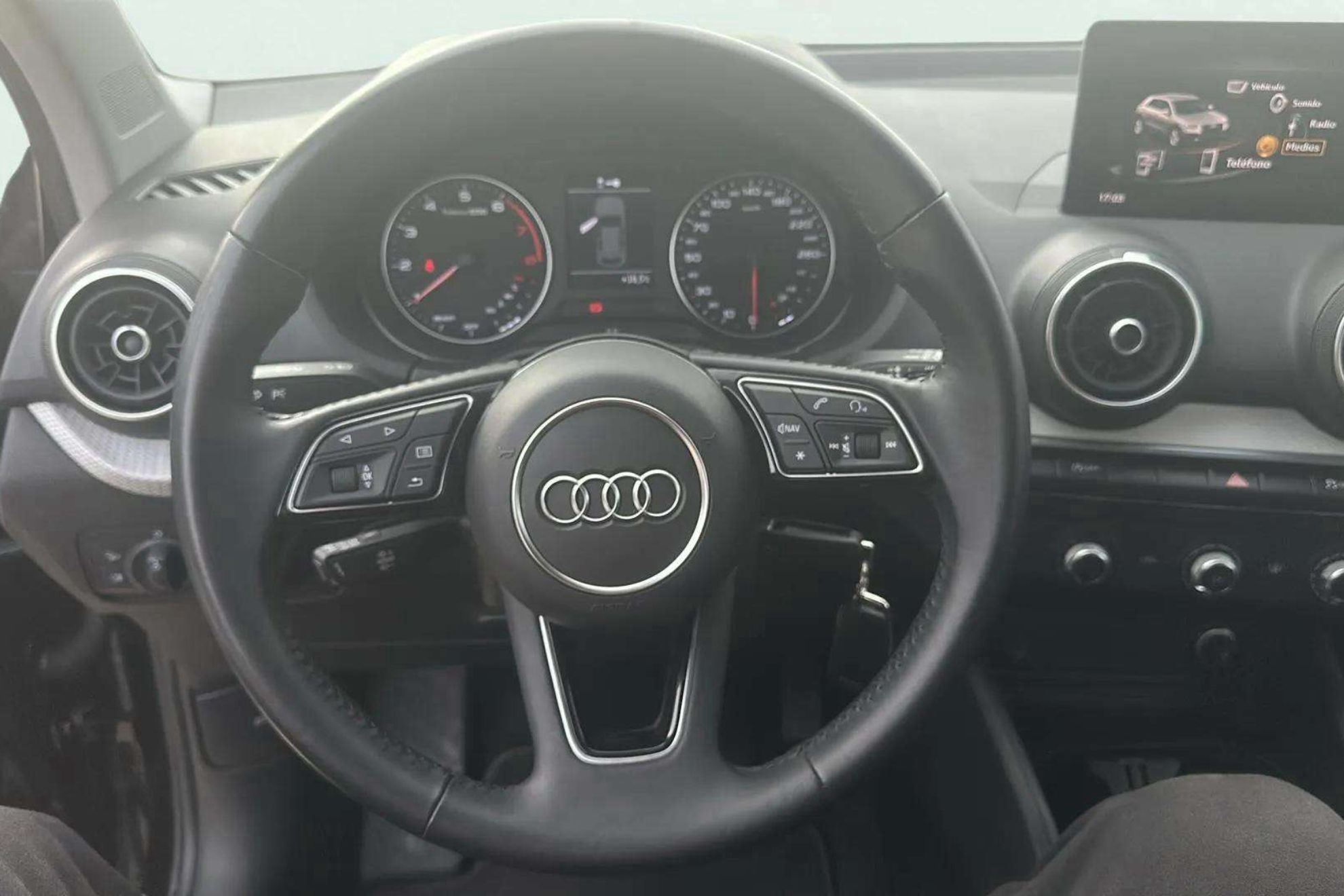 Audi Q2 Advanced 30 TFSI - foto 10