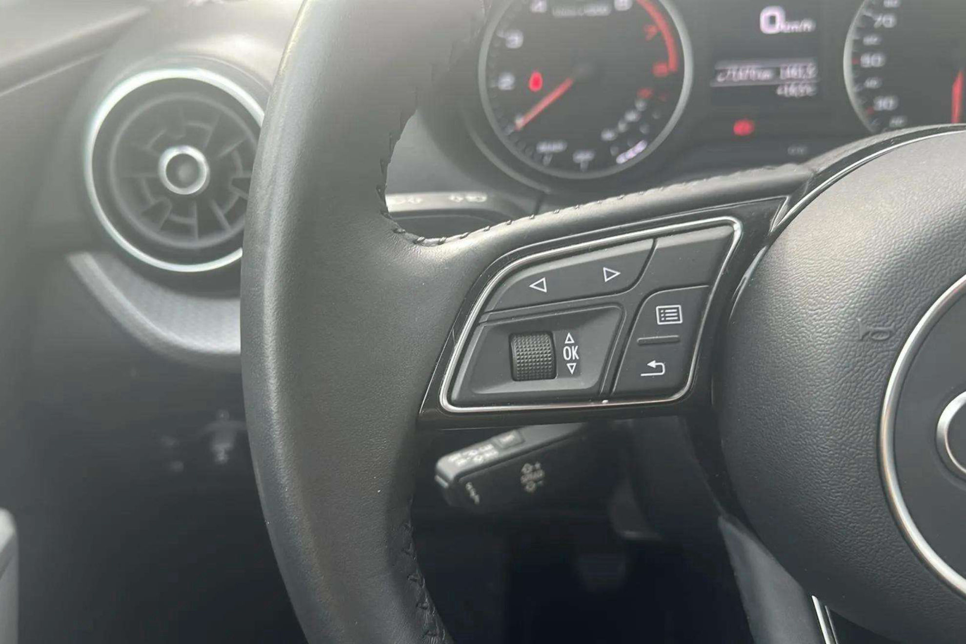 Audi Q2 Advanced 30 TFSI - foto 15