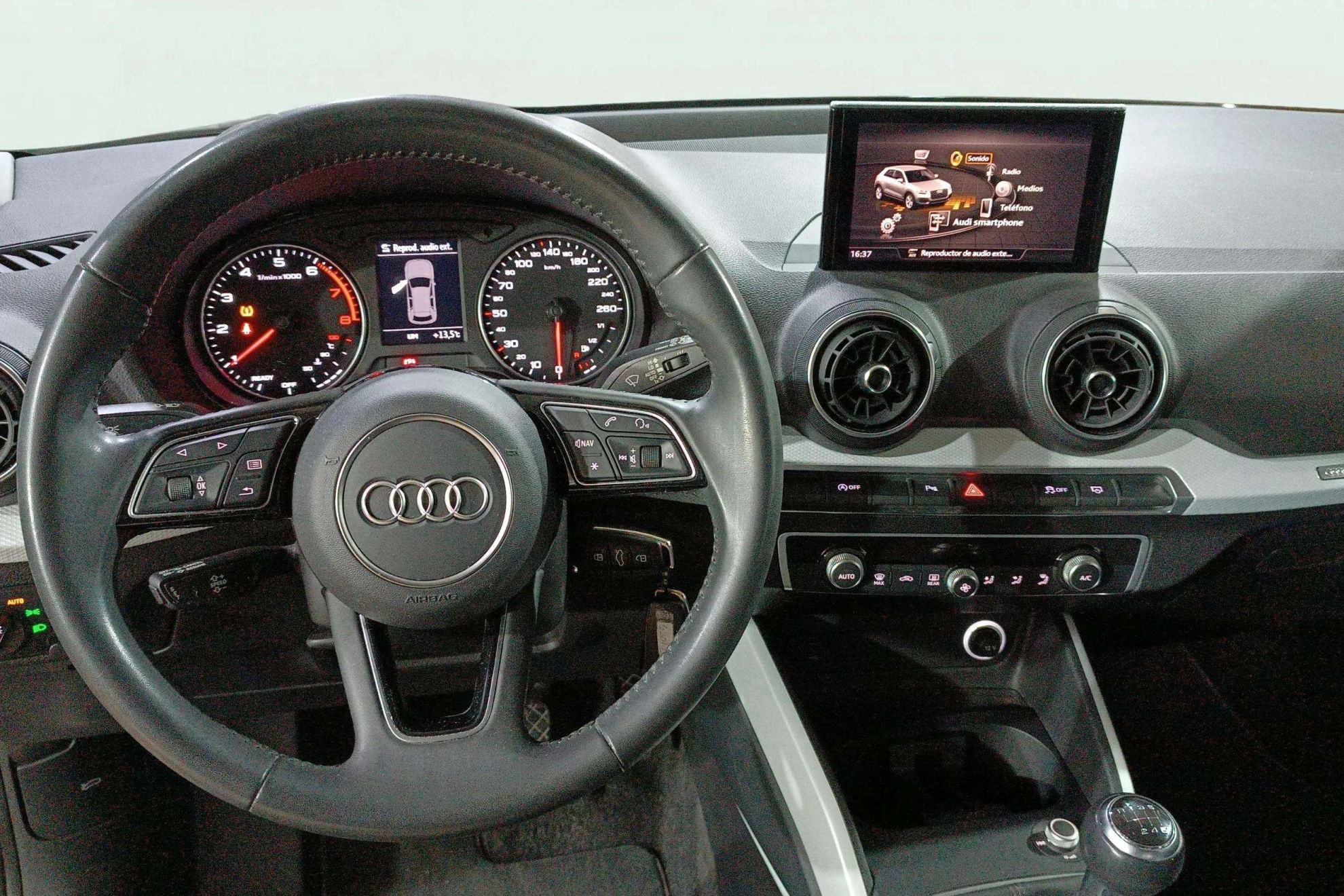 Audi Q2 Design 30 TFSI - foto 12