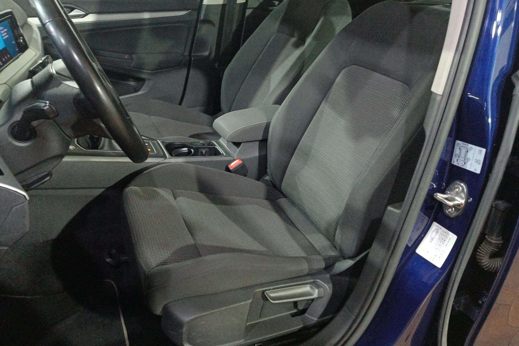Volkswagen Golf 2.0 TDI - foto 14