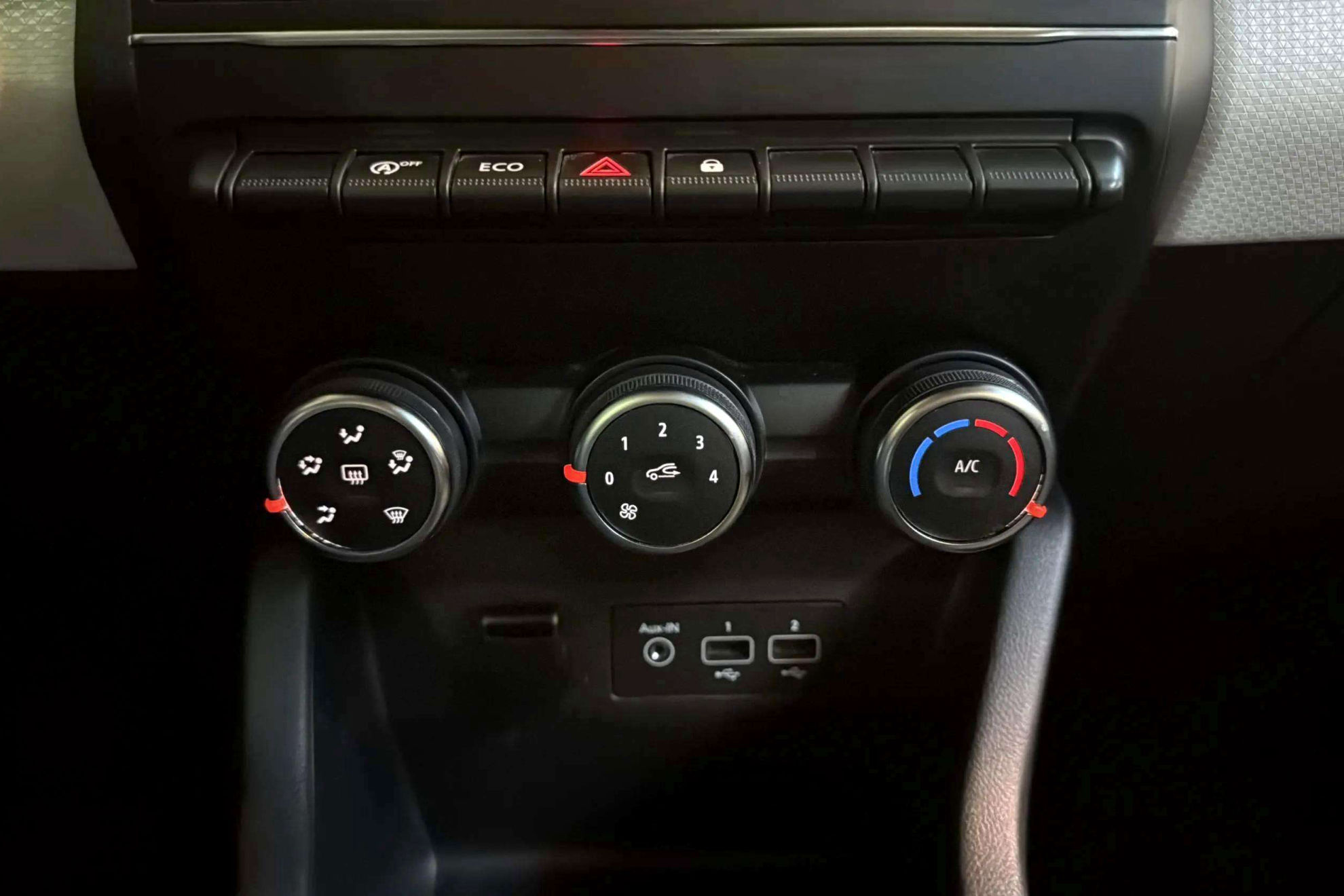 Renault Clio Serie limitada Limited TCe - foto 23