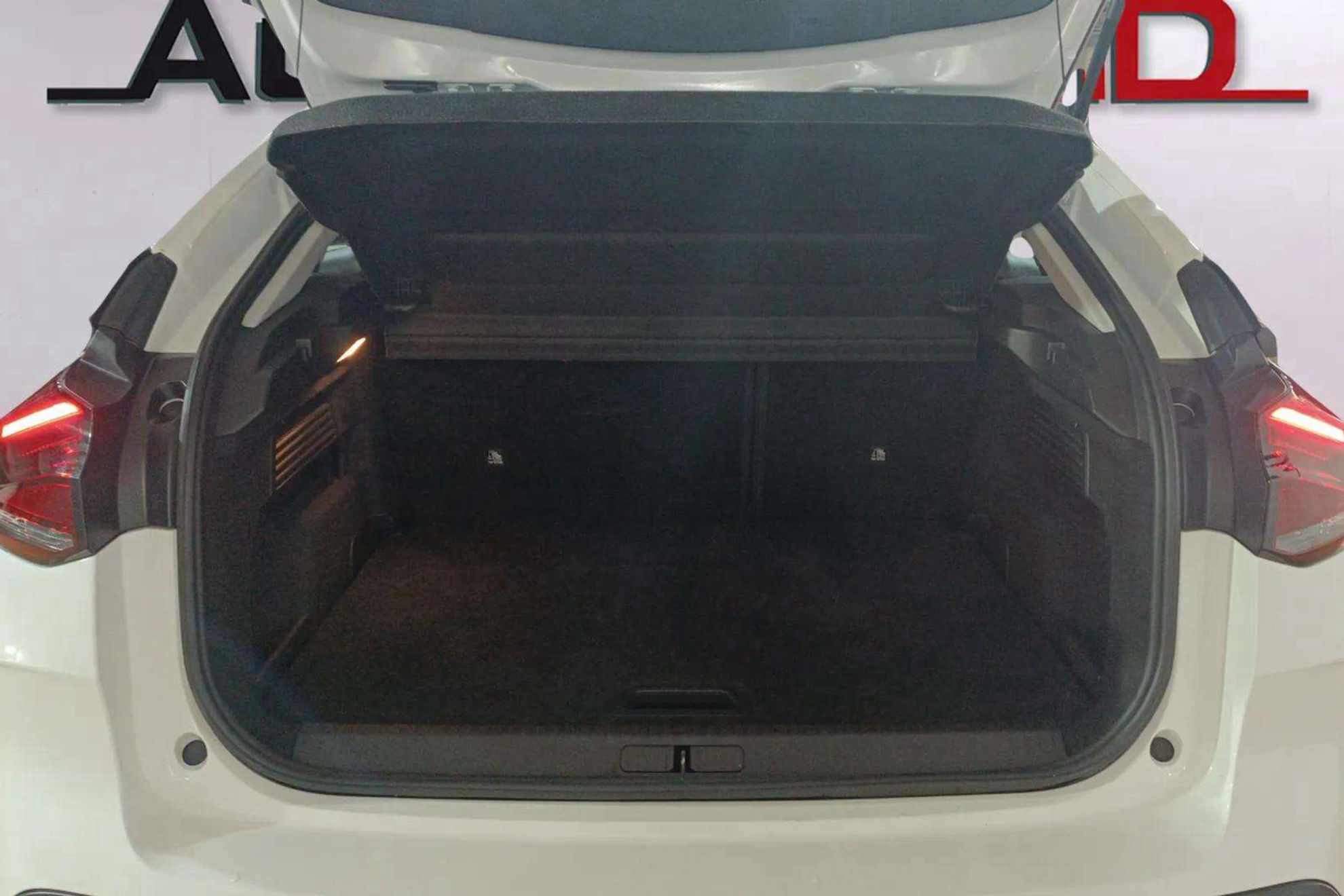 Citroën C4 BlueHDi 130 EAT8 Feel Pack - foto 7