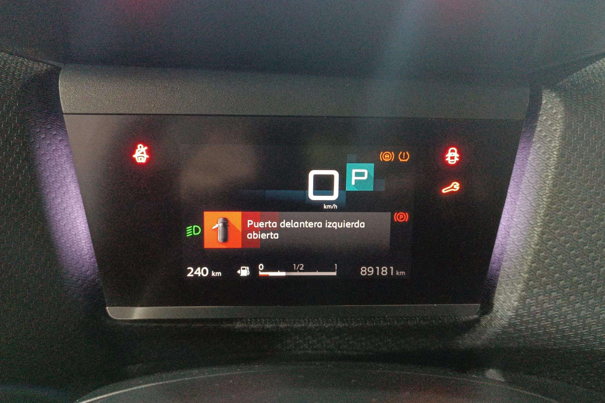 Citroën C4 BlueHDi 130 EAT8 Feel Pack - foto 13