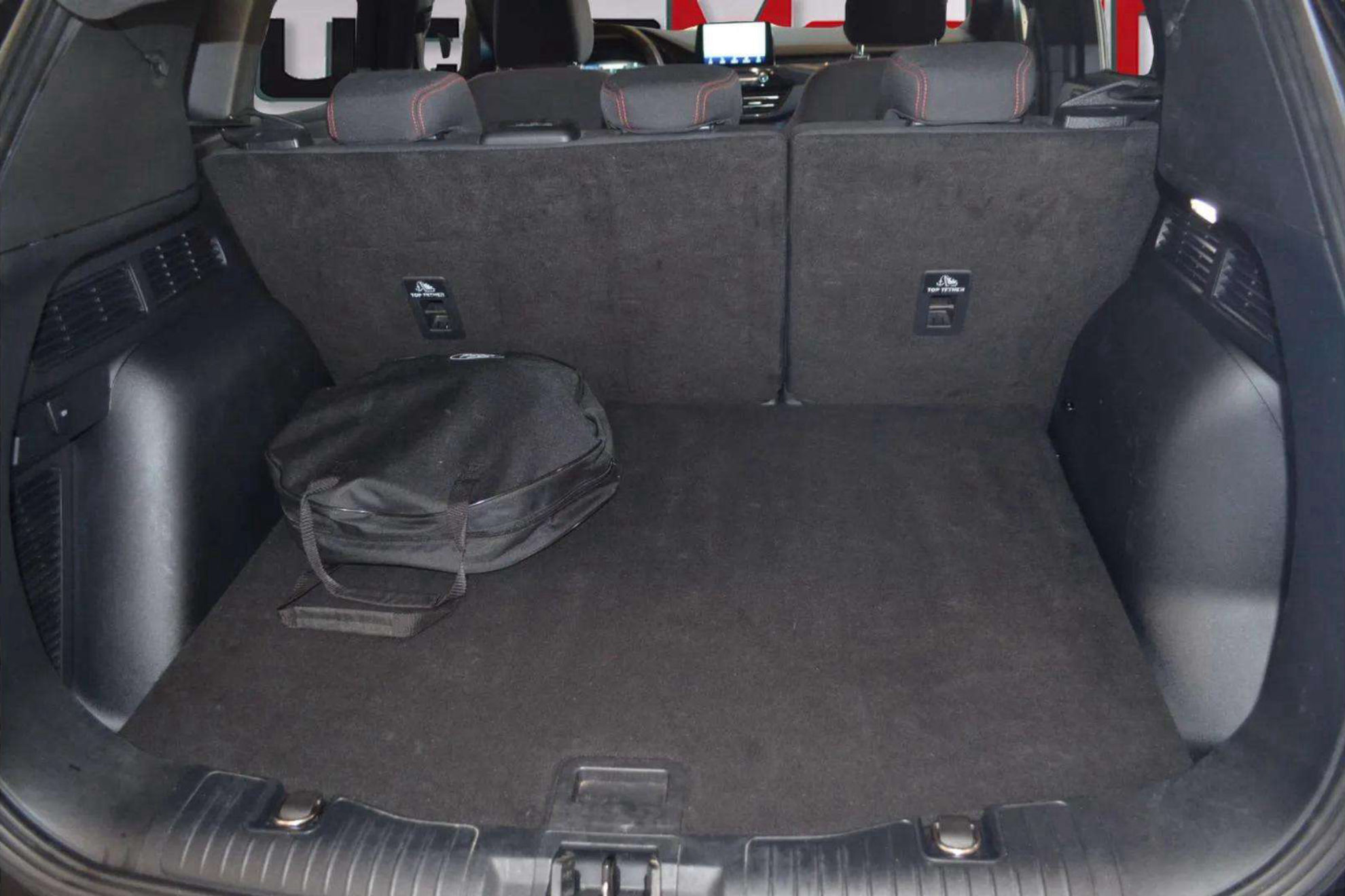 Ford Kuga ST-Line 2.5 Duratec PHEV - foto 9