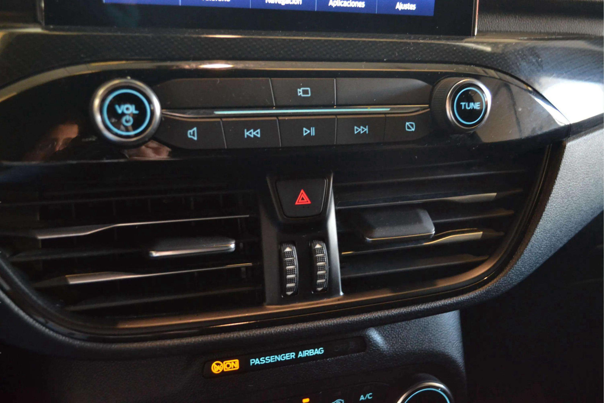 Ford Kuga ST-Line 2.5 Duratec PHEV - foto 30