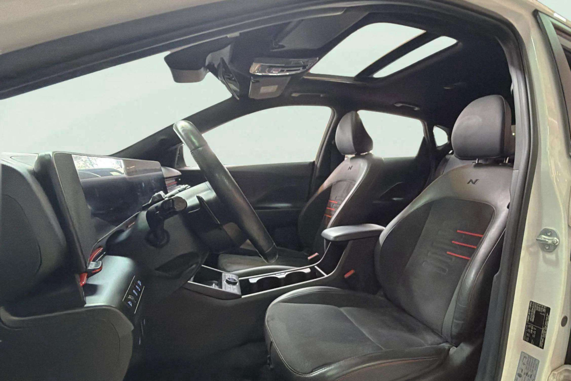Hyundai Kona 1.6 T-GDi N Line Style 4x4 DCT - foto 13
