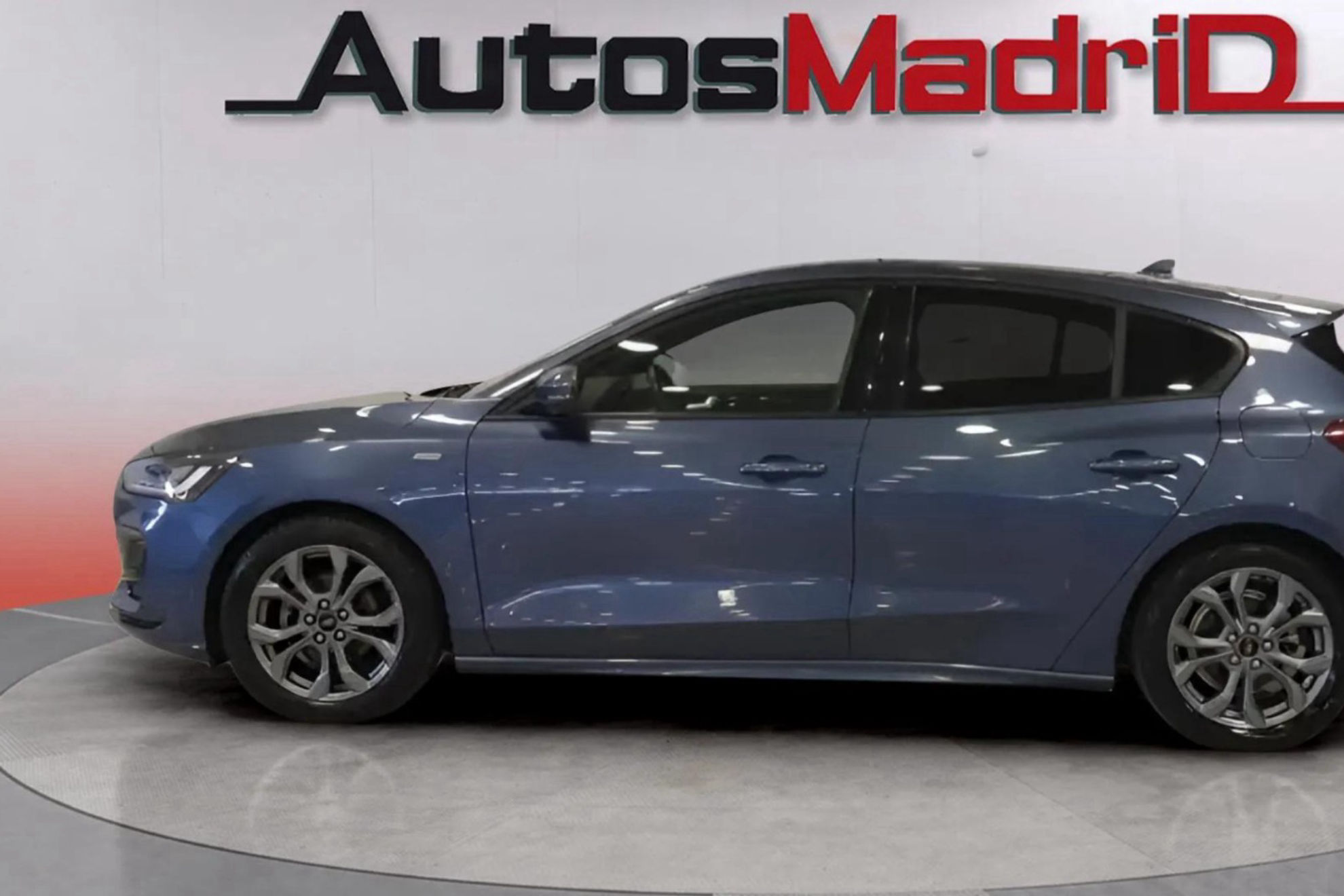 Ford Focus 1.0 EcoBoost MHEV ST-Line Style SIP - foto 4