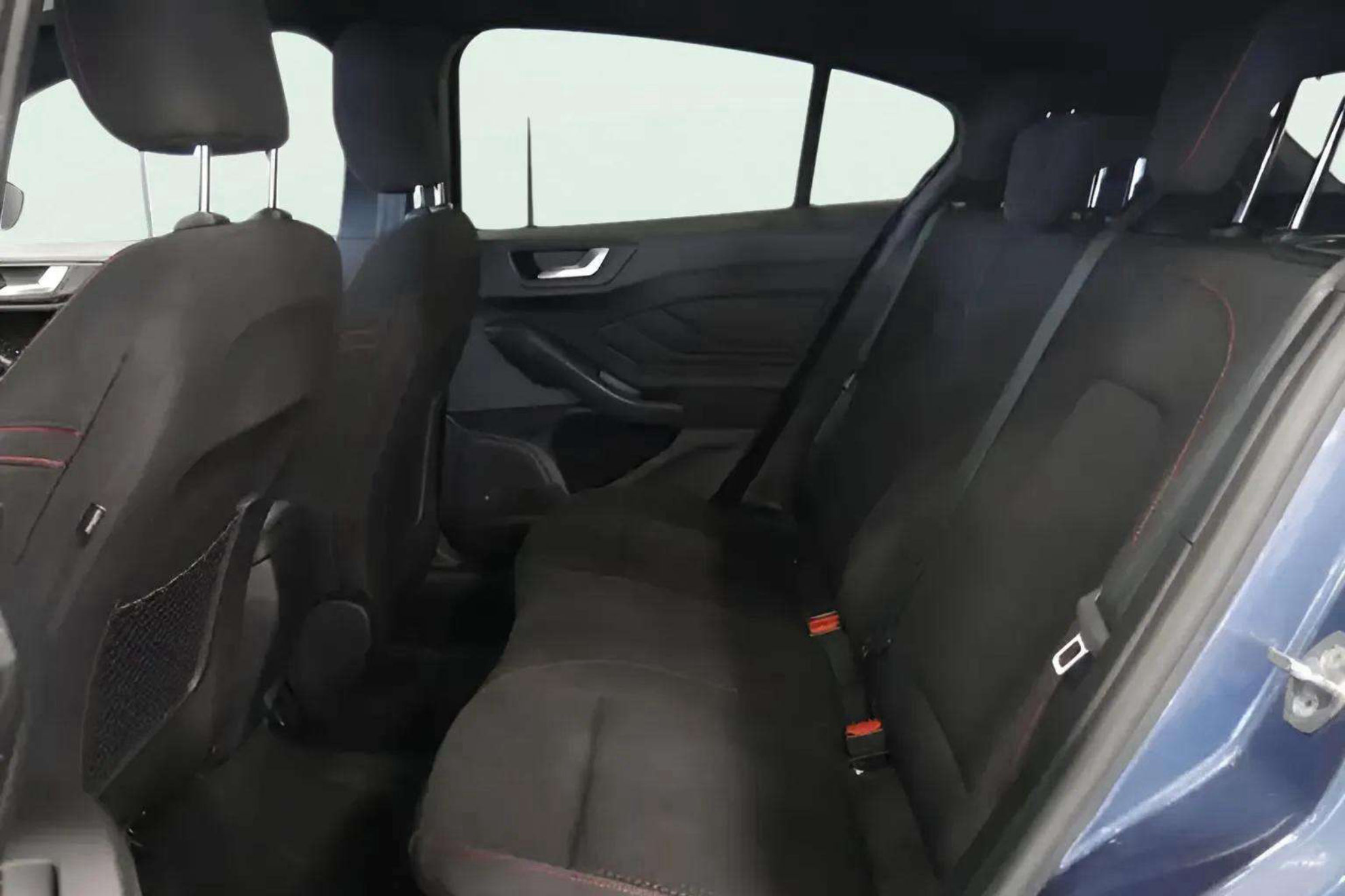 Ford Focus 1.0 EcoBoost MHEV ST-Line Style SIP - foto 8