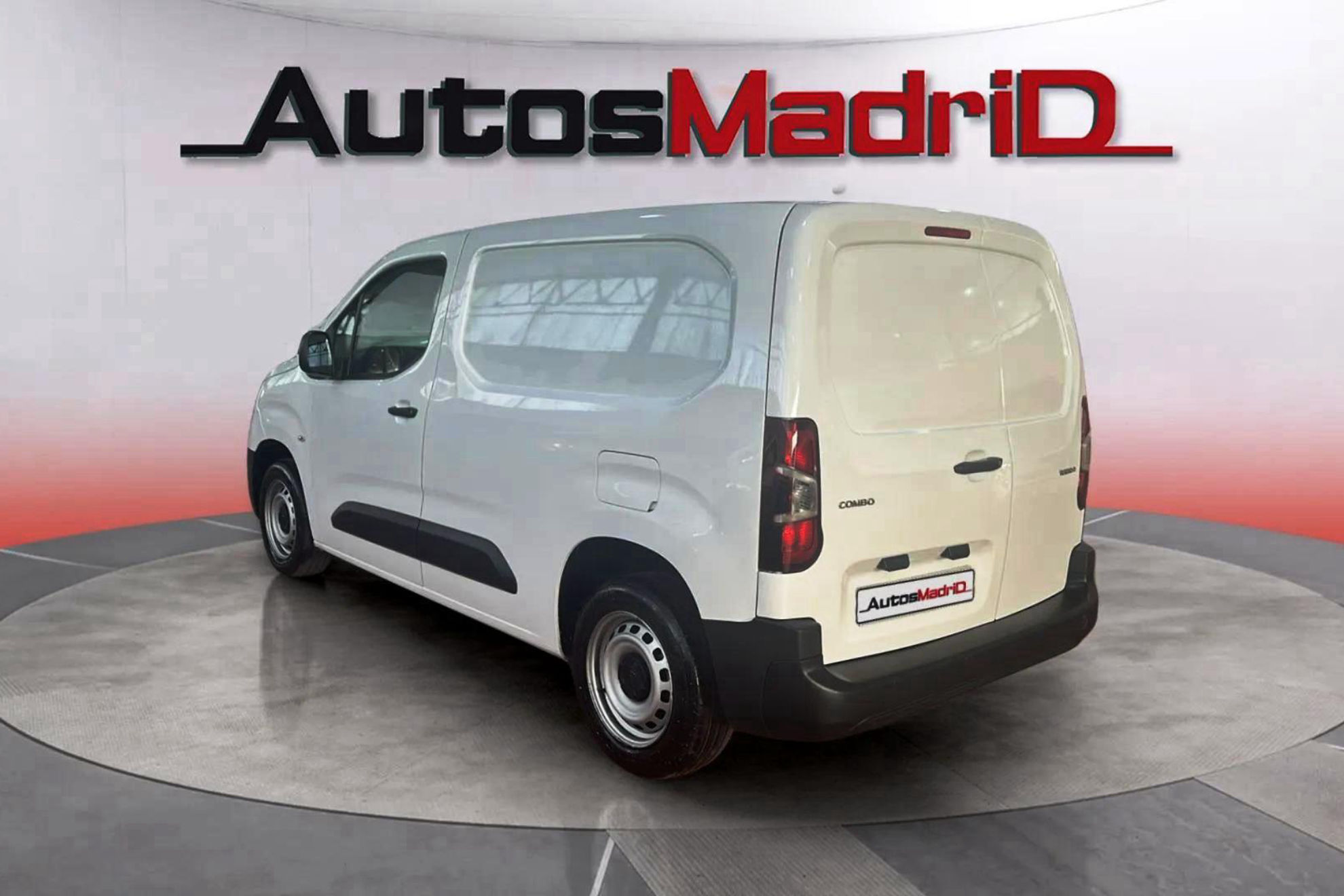 Opel Combo 1.5 TD Express L H1 1000 - foto 7