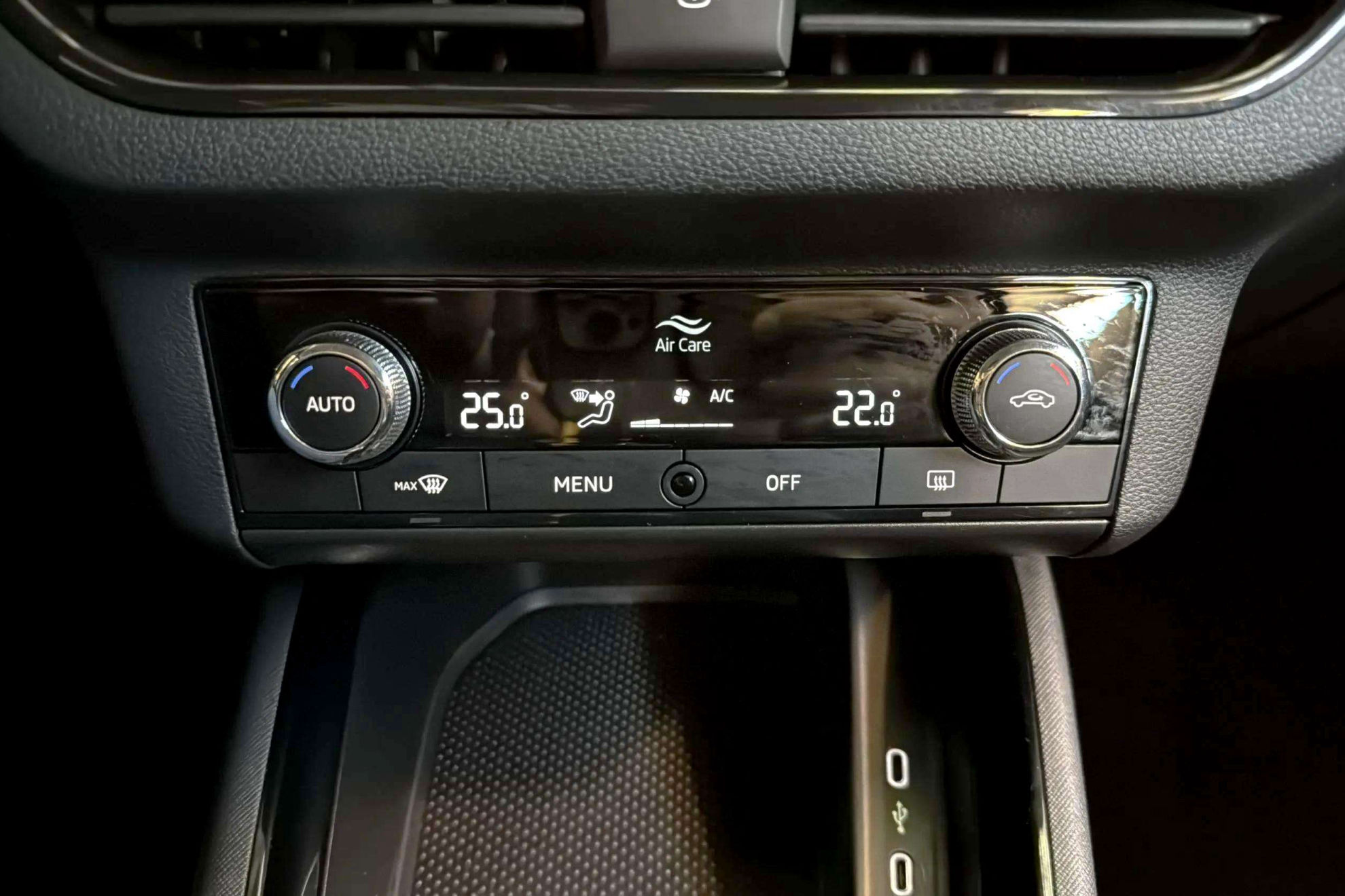 Škoda Scala 1.0 TSI Ambition - foto 22