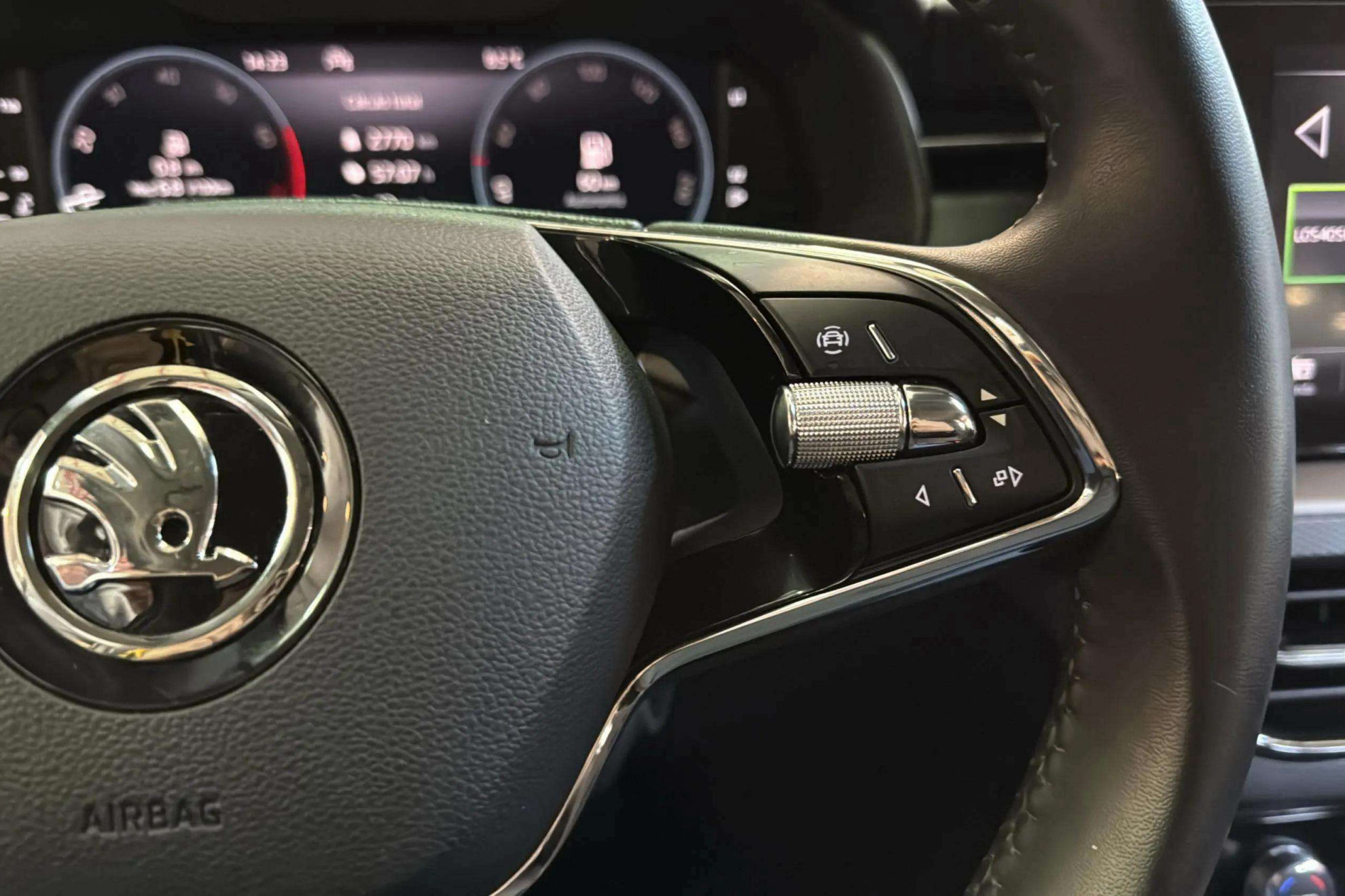 Škoda Scala 1.0 TSI Ambition - foto 18