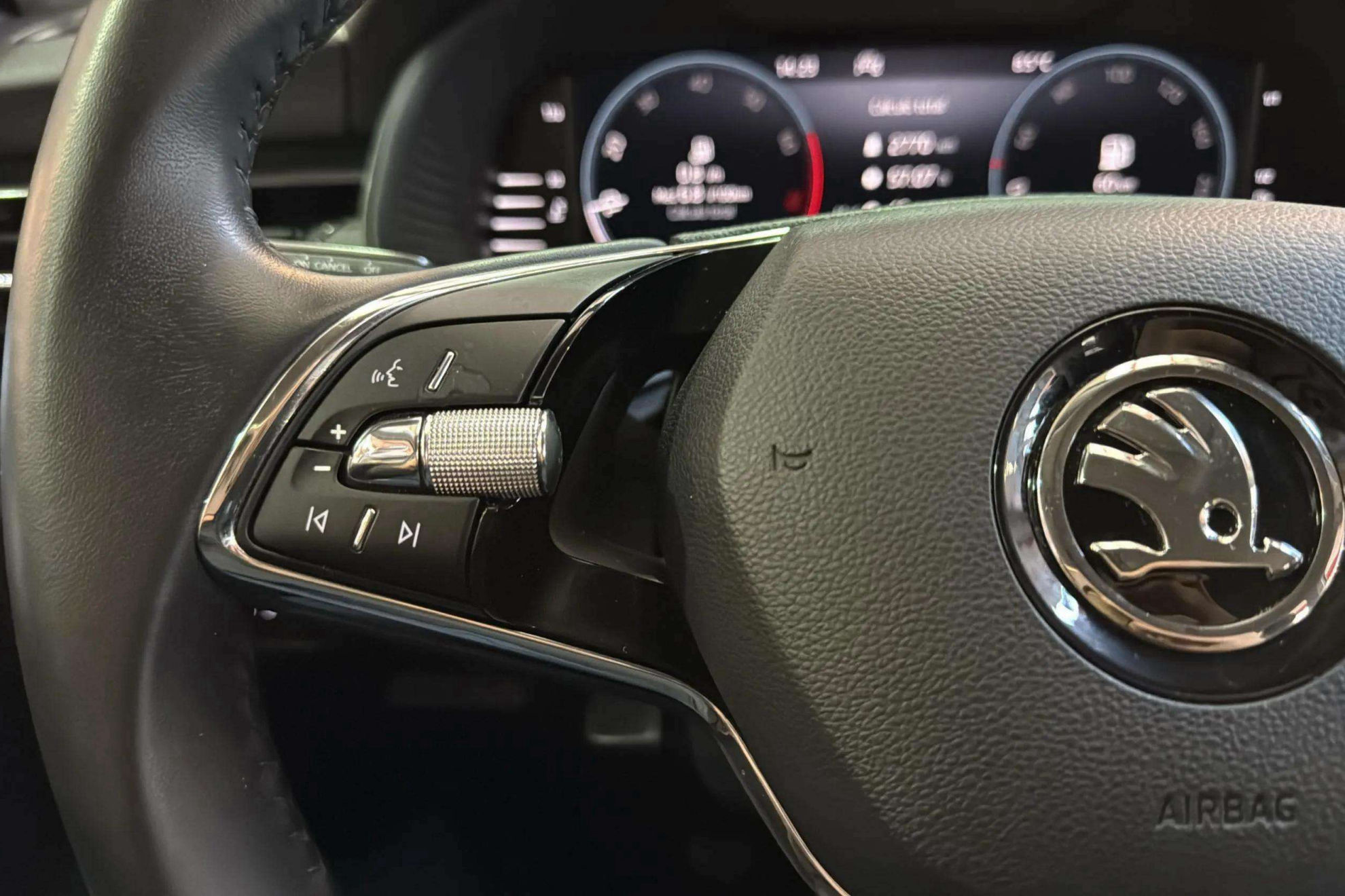 Škoda Scala 1.0 TSI Ambition - foto 17