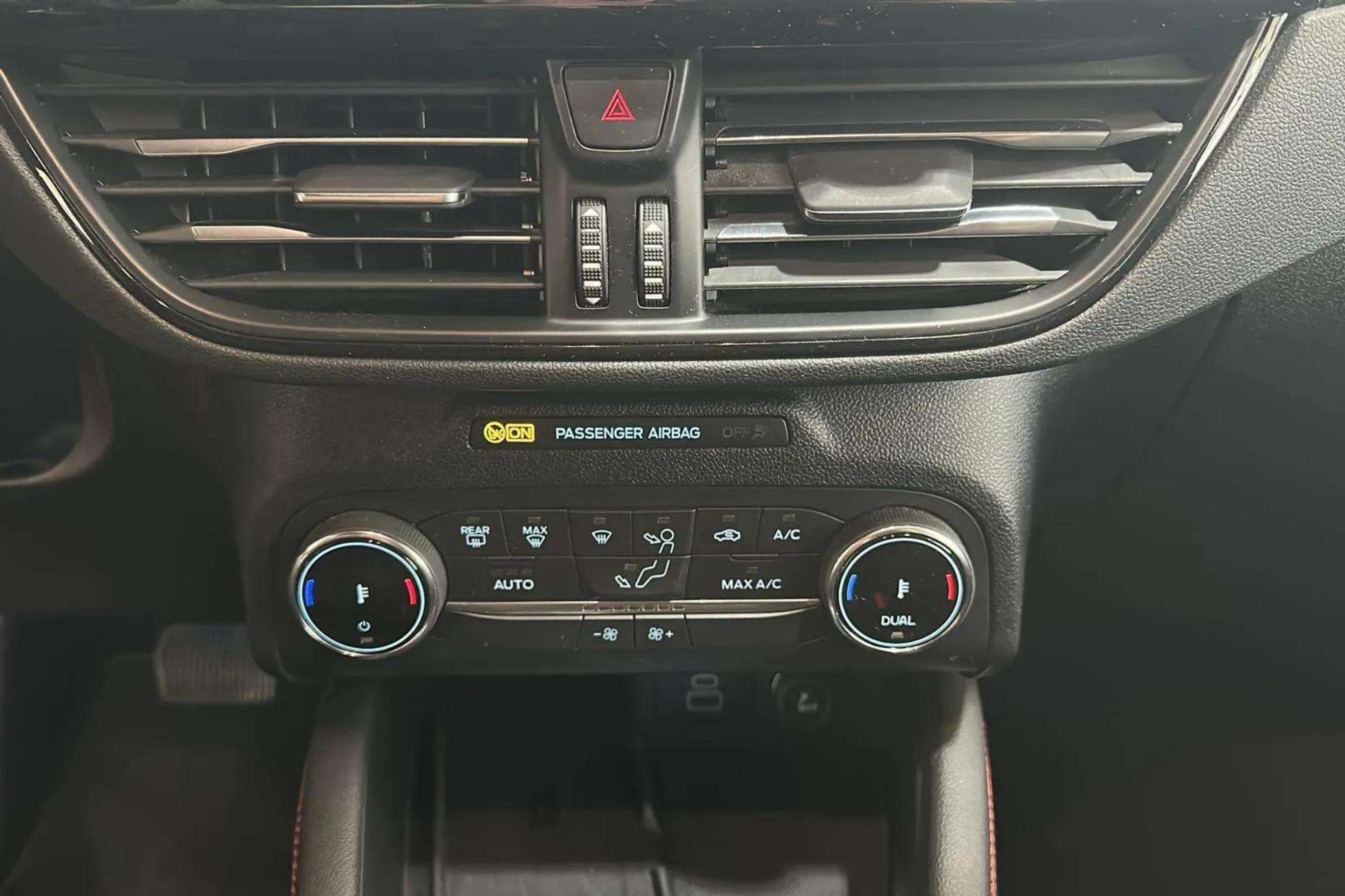 Ford Kuga ST-Line 1.5 EcoBlue - foto 18