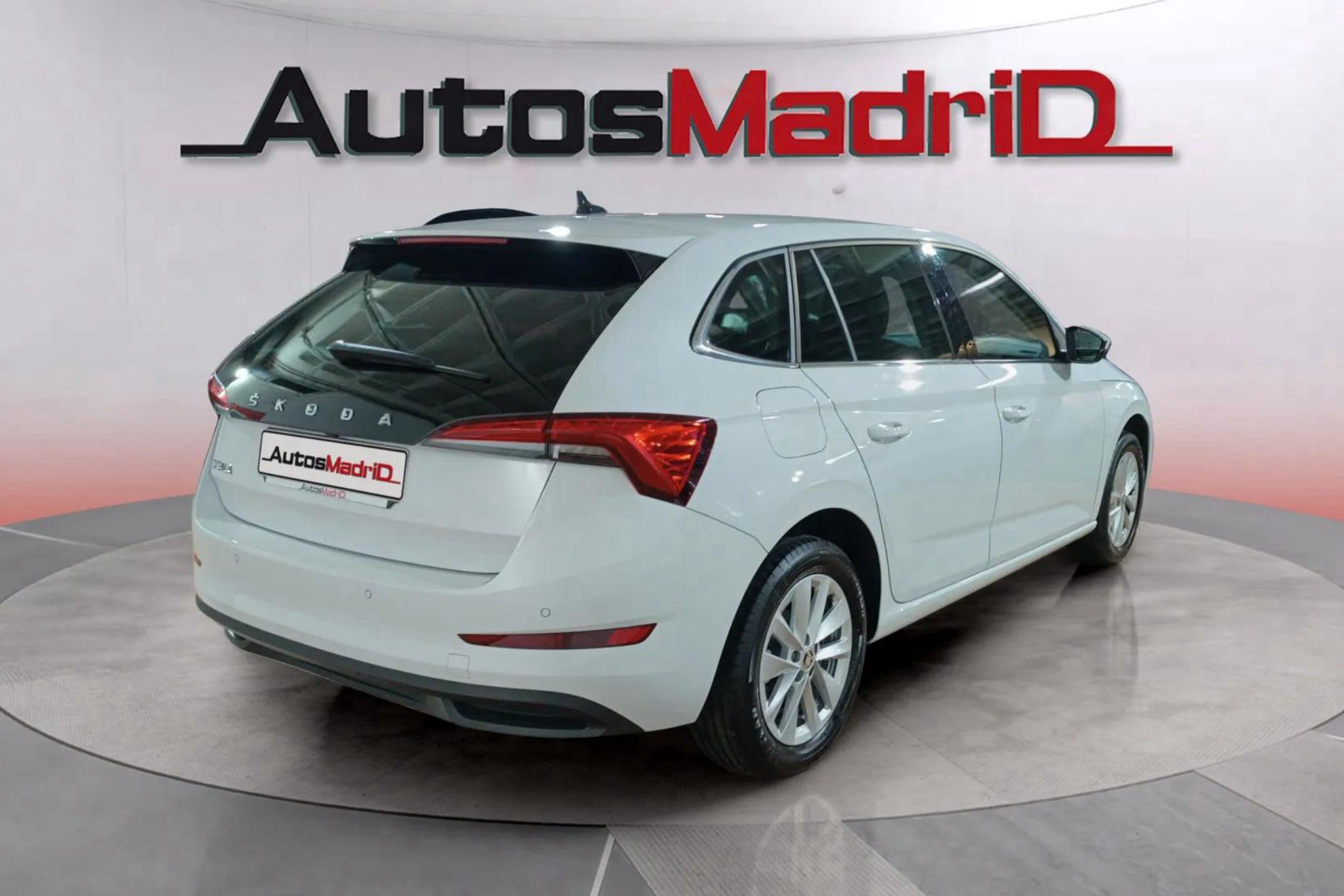 Škoda Scala 1.0 TSI DSG Ambitio - foto 8