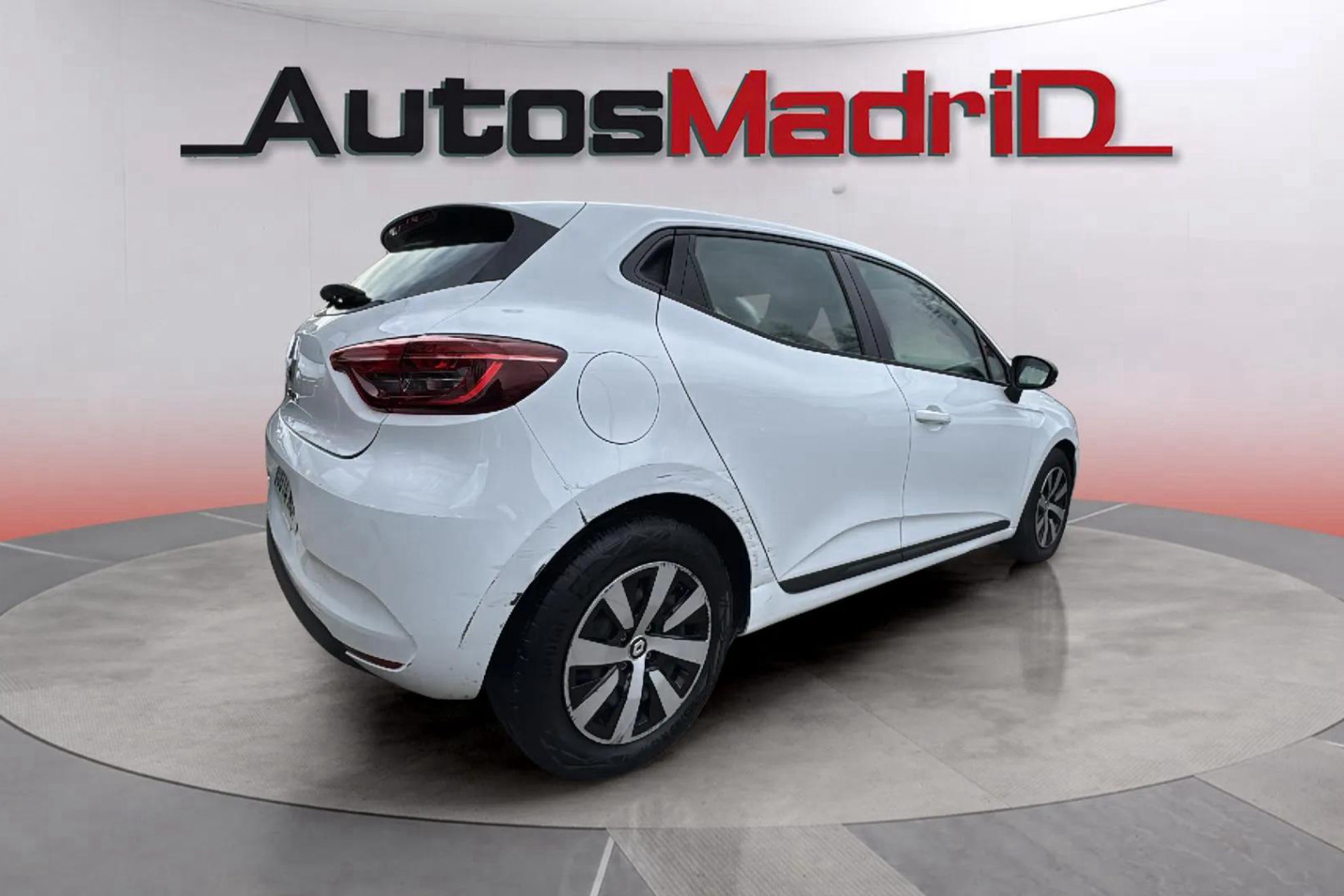 Renault Clio Equilibre TCe - foto 7