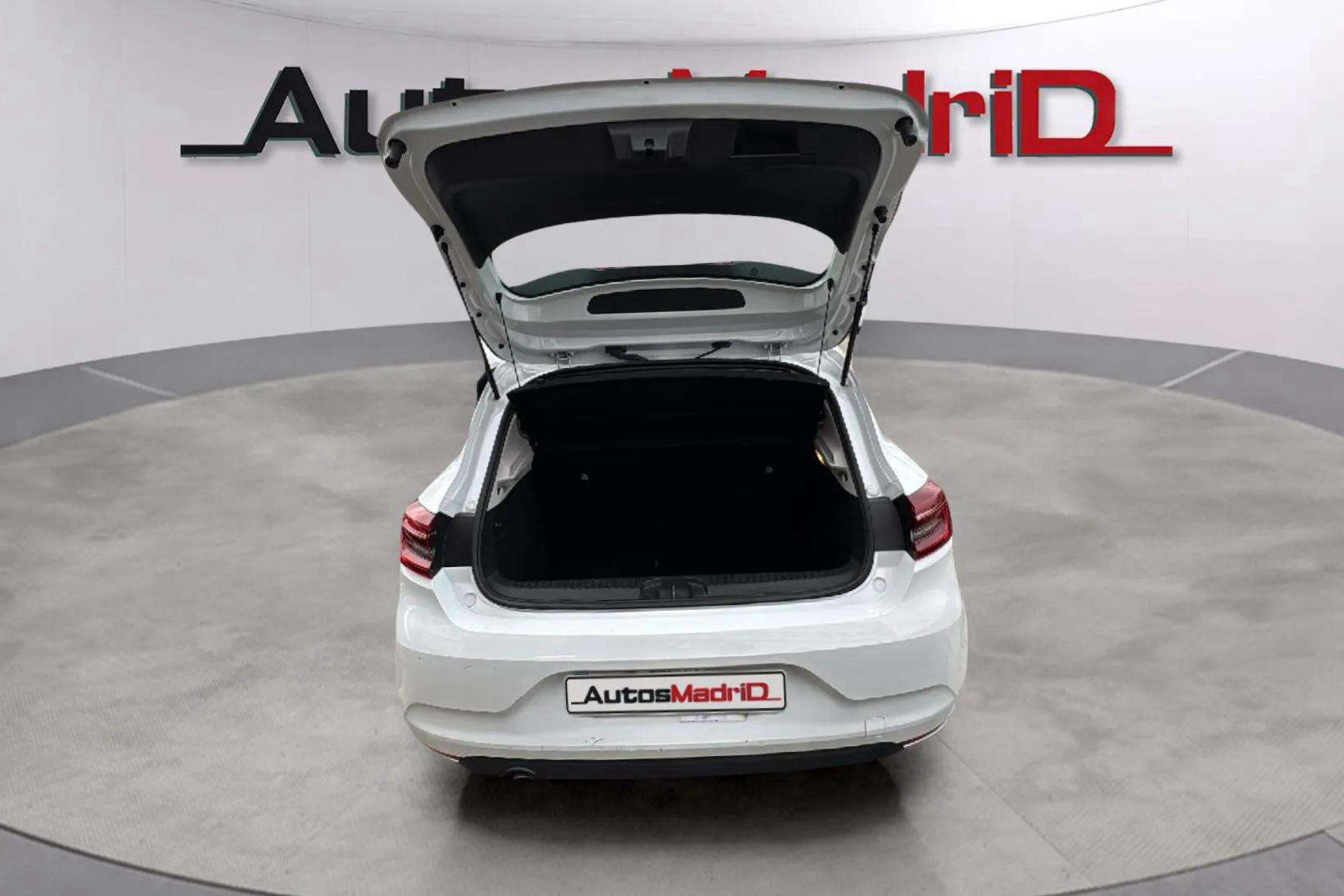 Renault Clio Equilibre TCe - foto 10