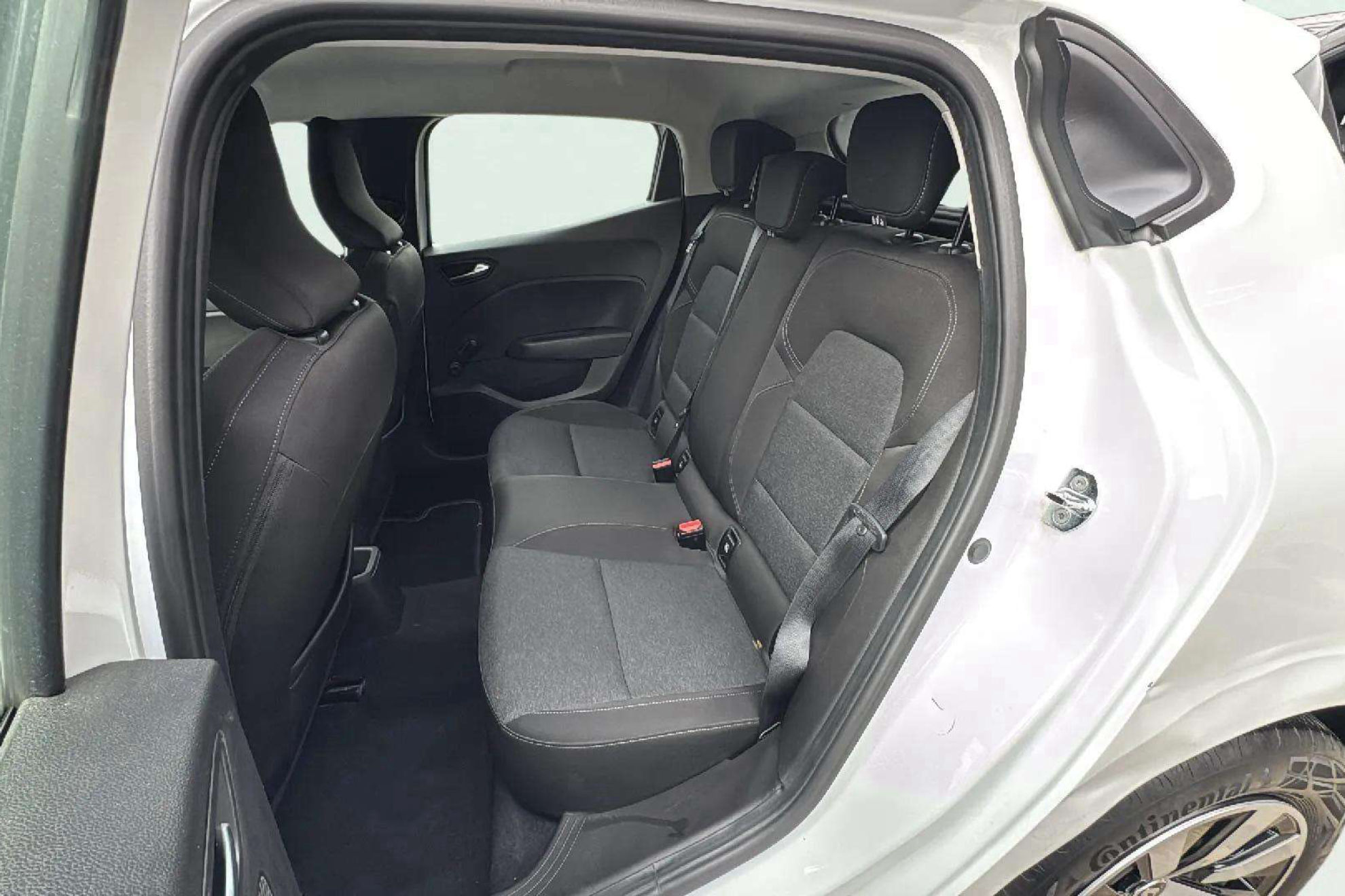 Renault Clio Equilibre TCe - foto 18