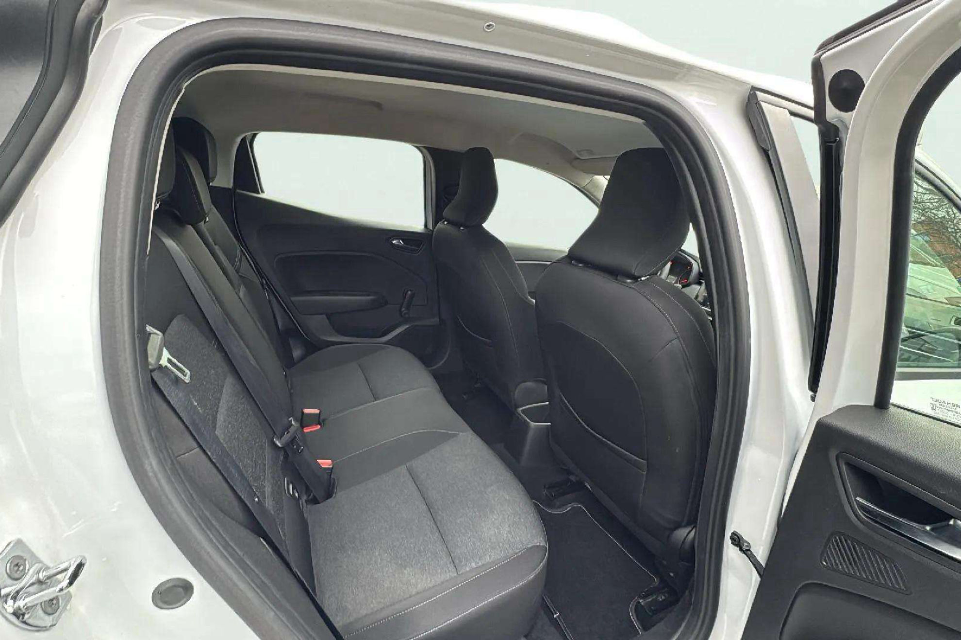 Renault Clio Equilibre TCe - foto 21