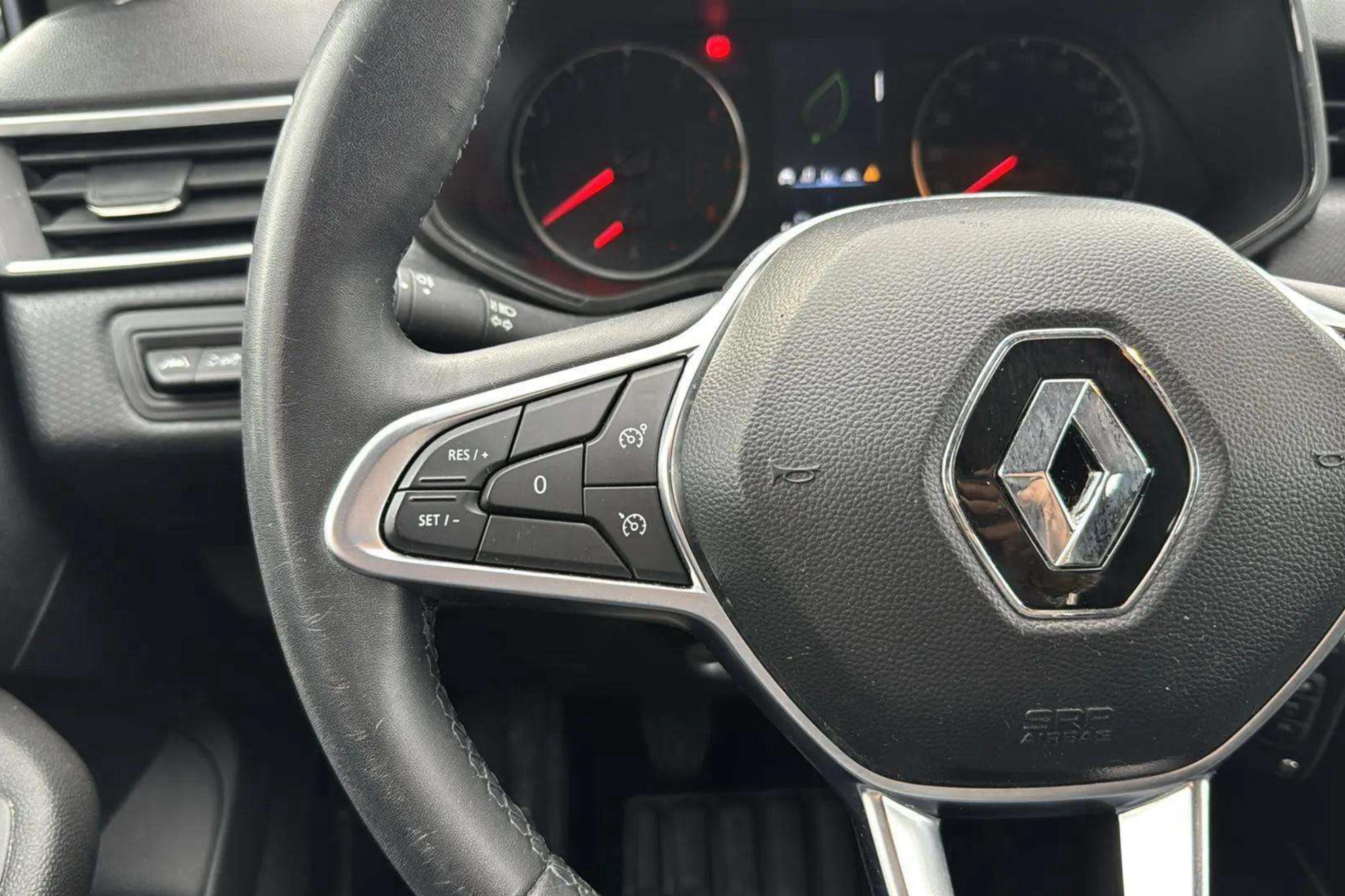 Renault Clio Equilibre TCe - foto 27