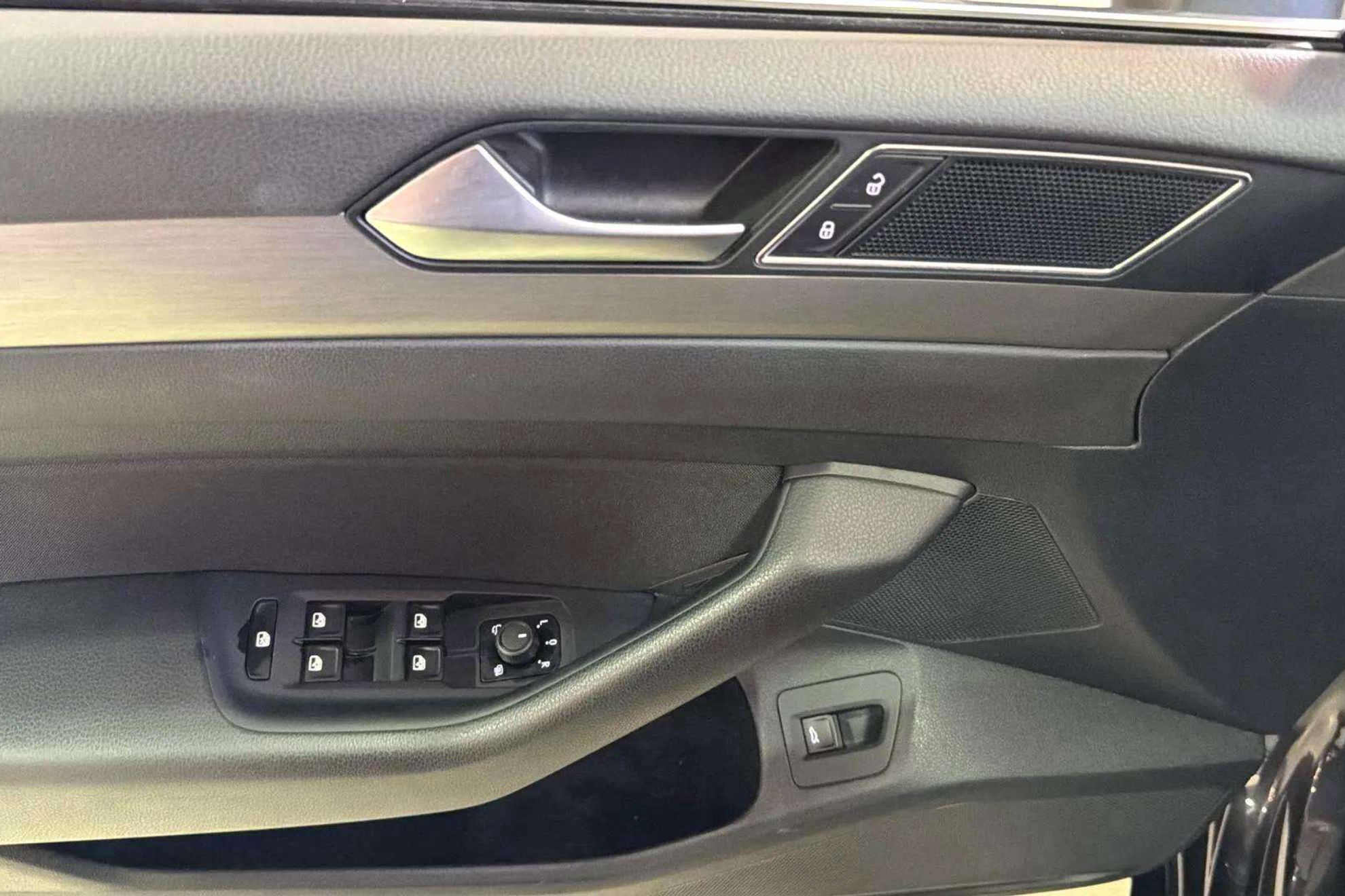 Volkswagen Arteon 2.0 TDI DSG - foto 14