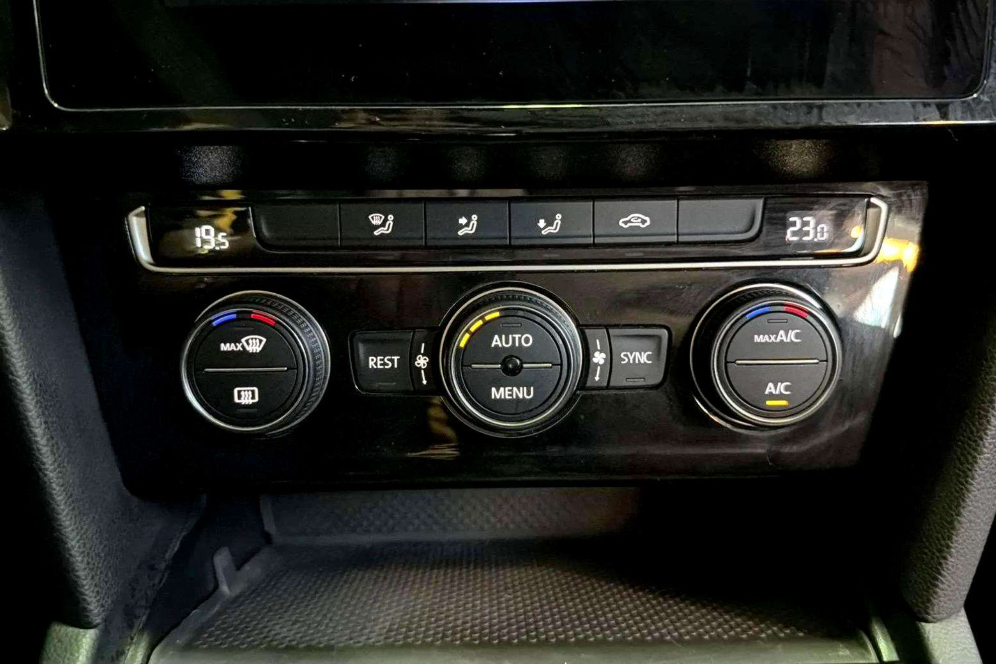 Volkswagen Arteon 2.0 TDI DSG - foto 23