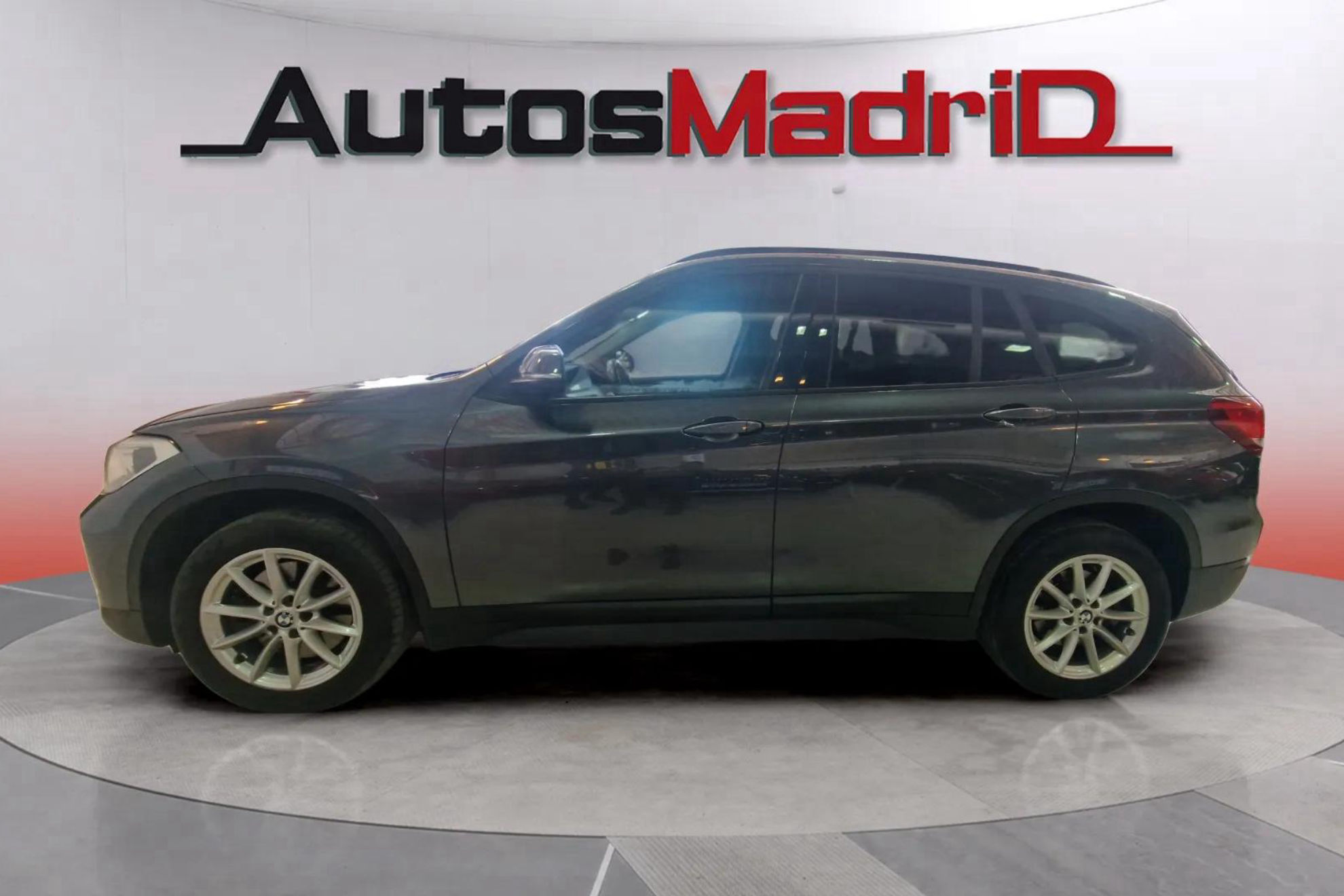 BMW X1 sDrive20dA - foto 4
