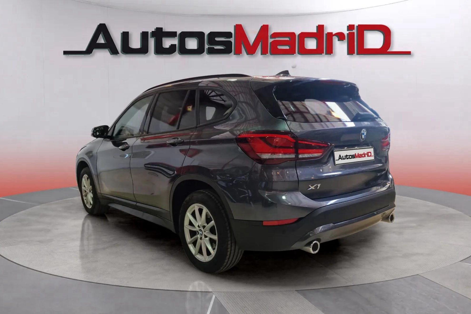 BMW X1 sDrive20dA - foto 5