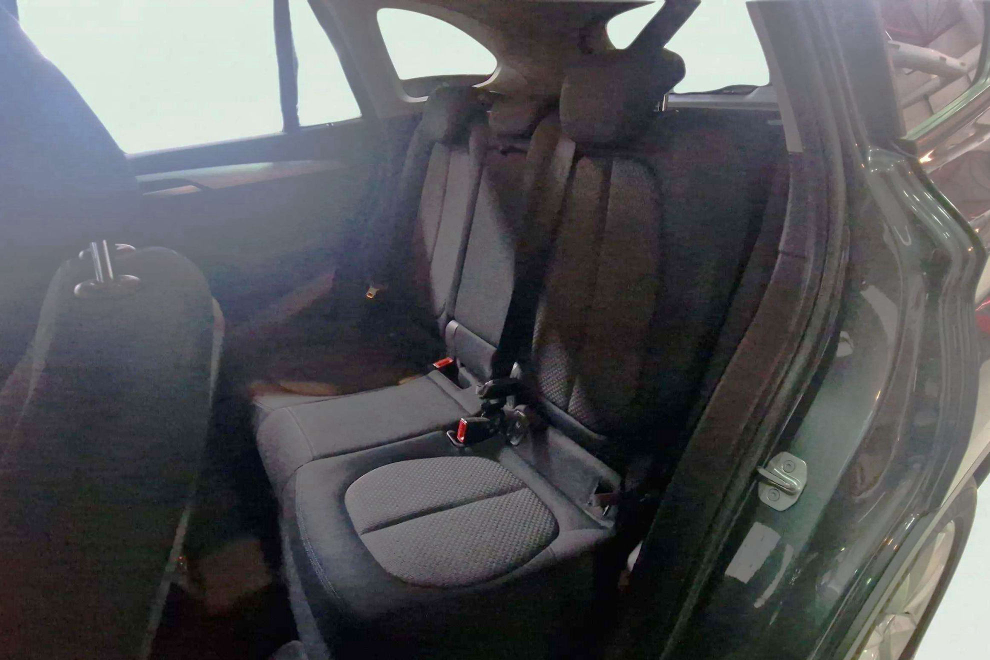 BMW X1 sDrive20dA - foto 14
