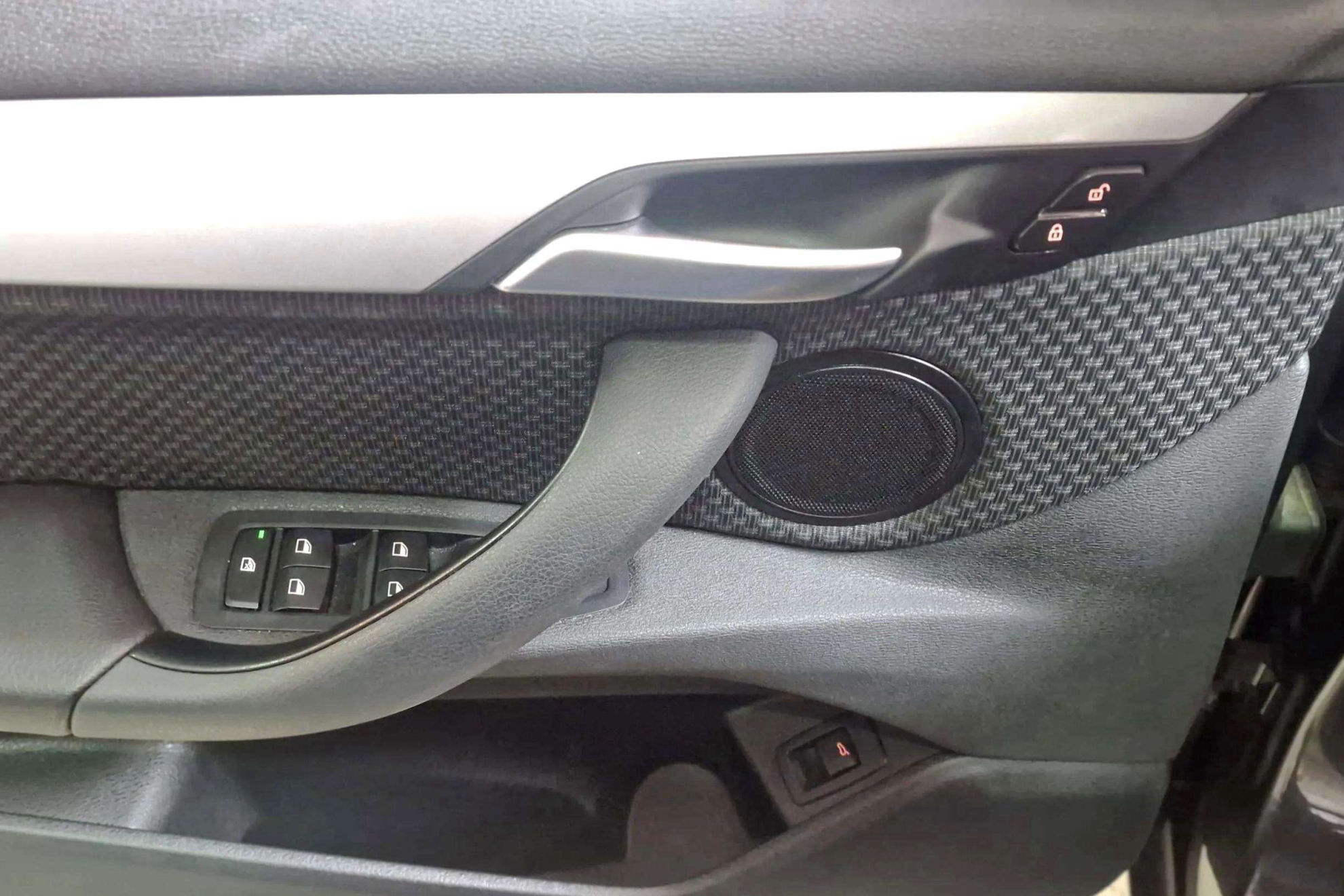 BMW X1 sDrive20dA - foto 15