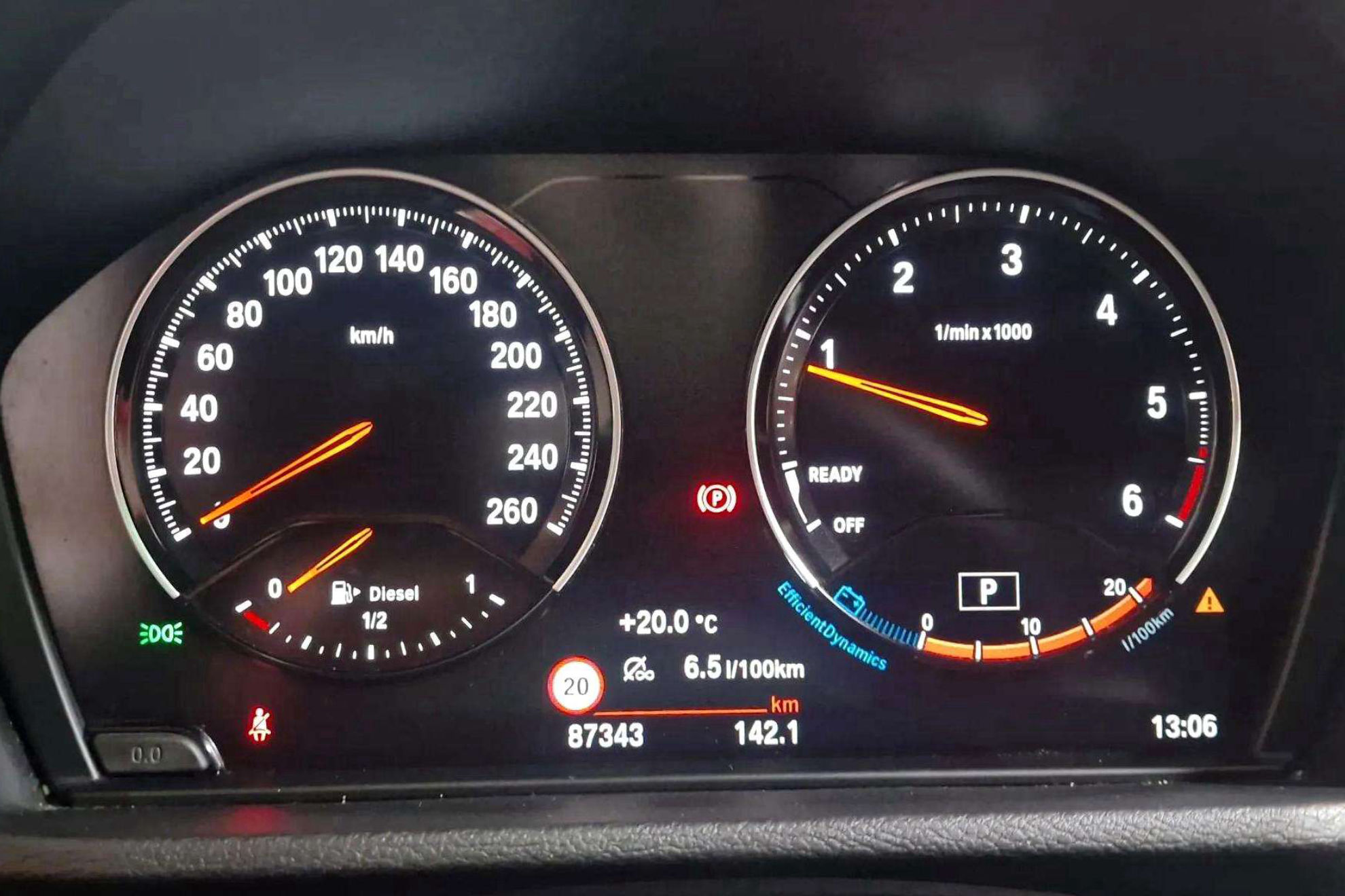 BMW X1 sDrive20dA - foto 22