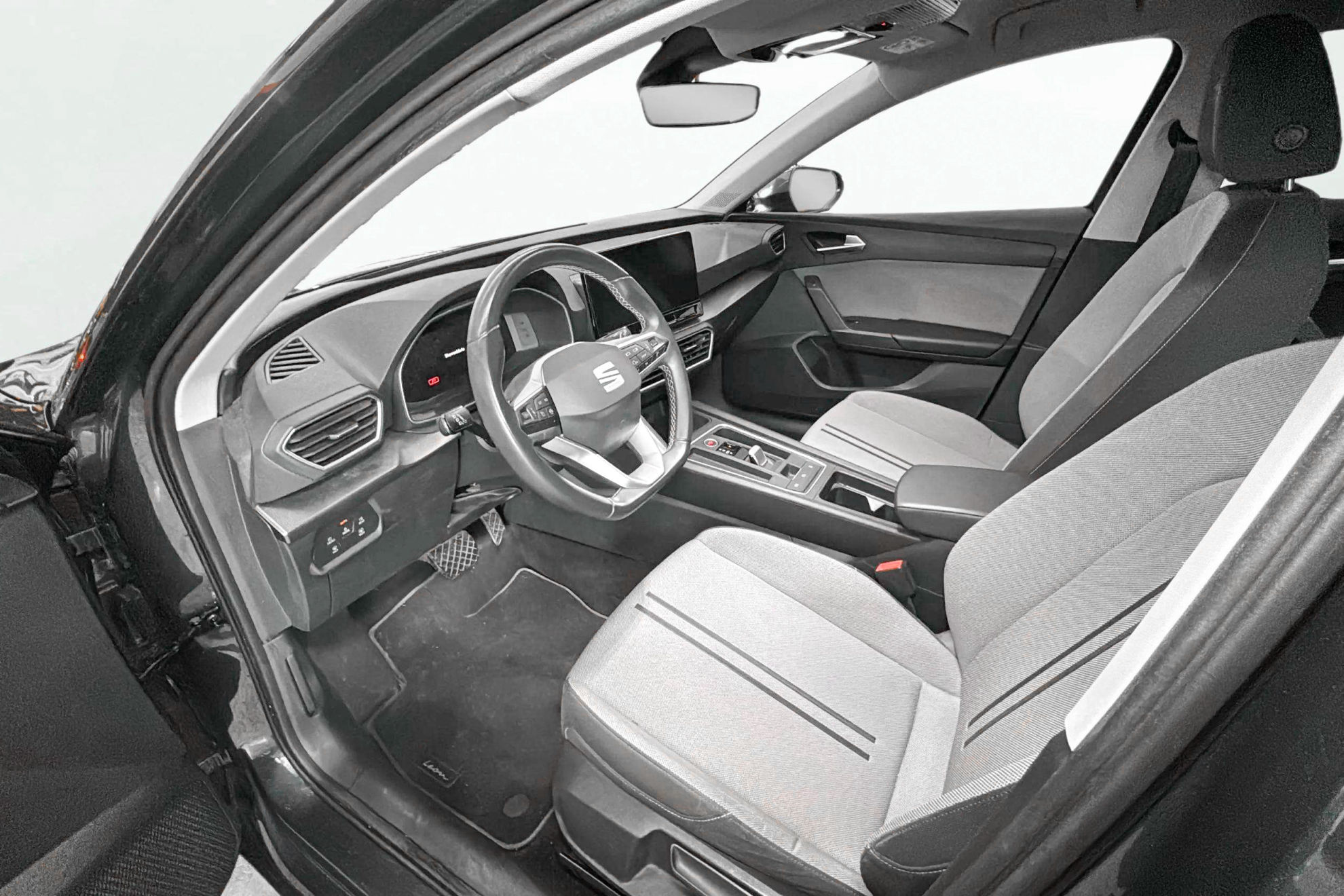 SEAT León 2.0 TDI DSG-7 Style - foto 12
