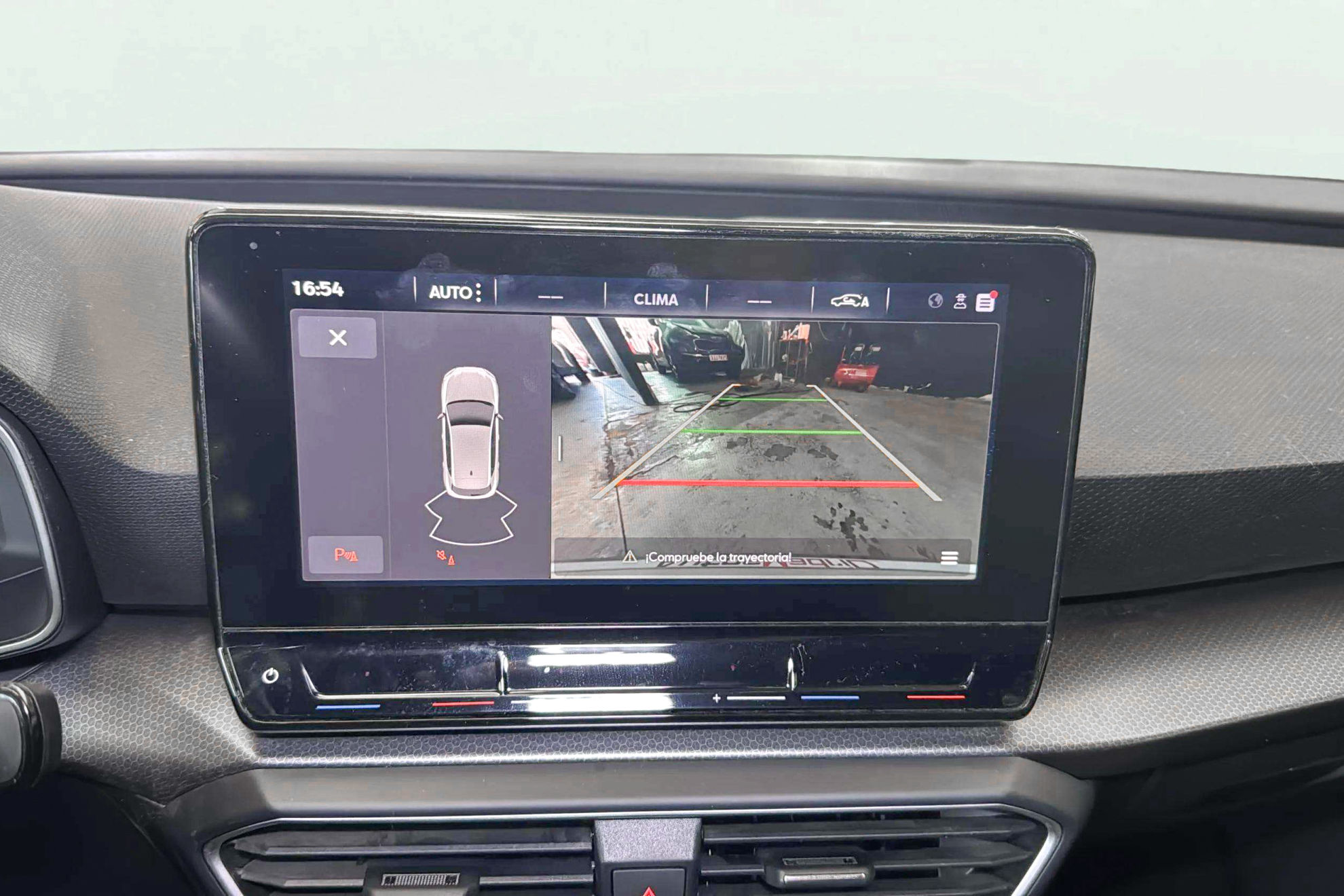 SEAT León 2.0 TDI DSG-7 Style - foto 30