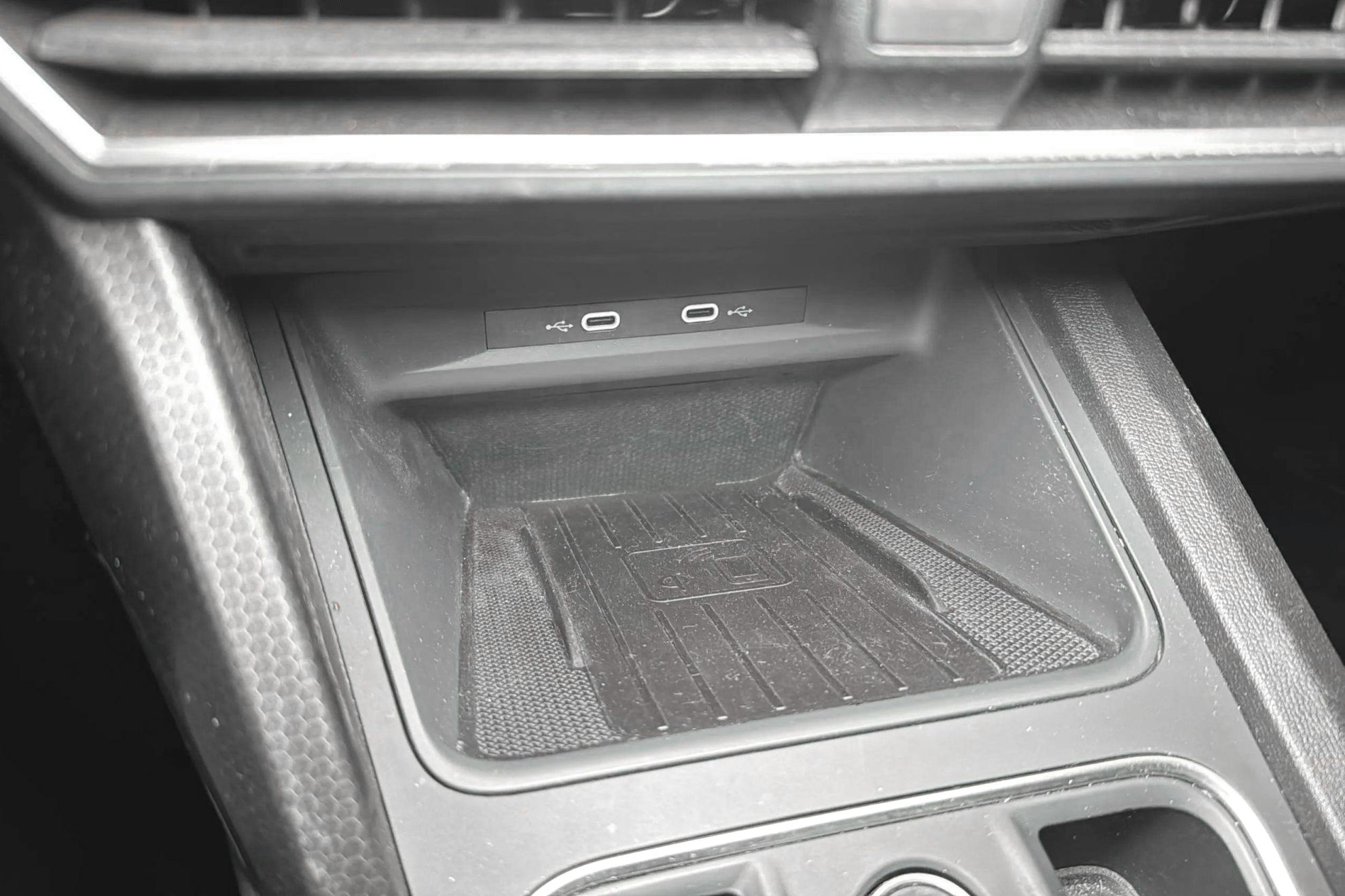 SEAT León 2.0 TDI DSG-7 Style - foto 33