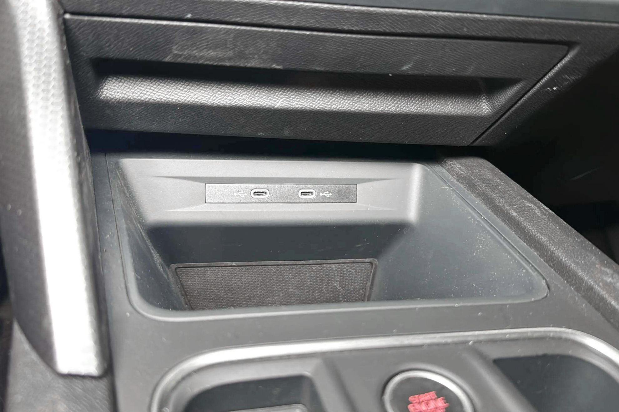 SEAT León 2.0 TDI DSG-7 Style - foto 32