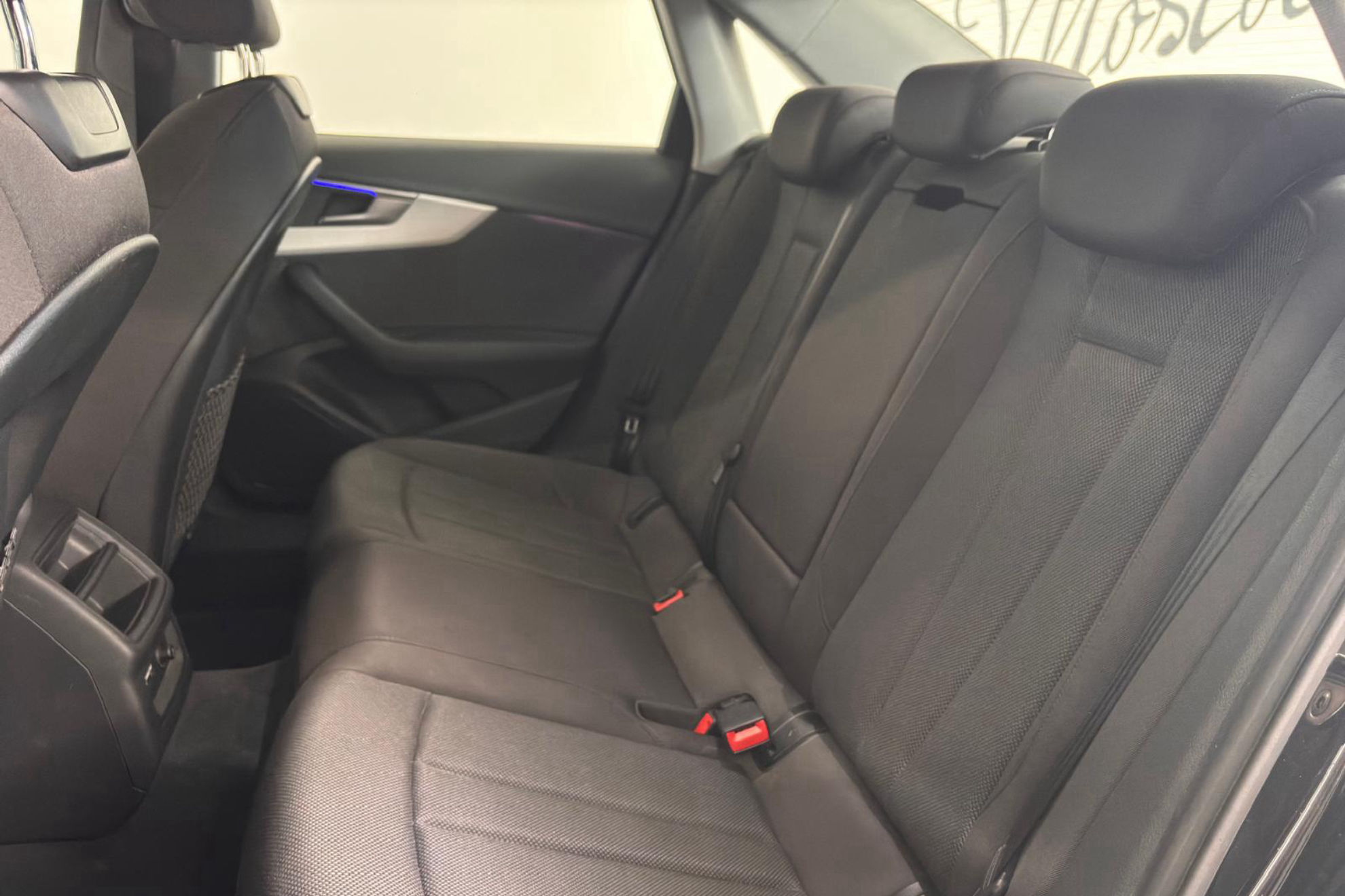 Audi A4 Advanced 30 TDI S tronic - foto 12