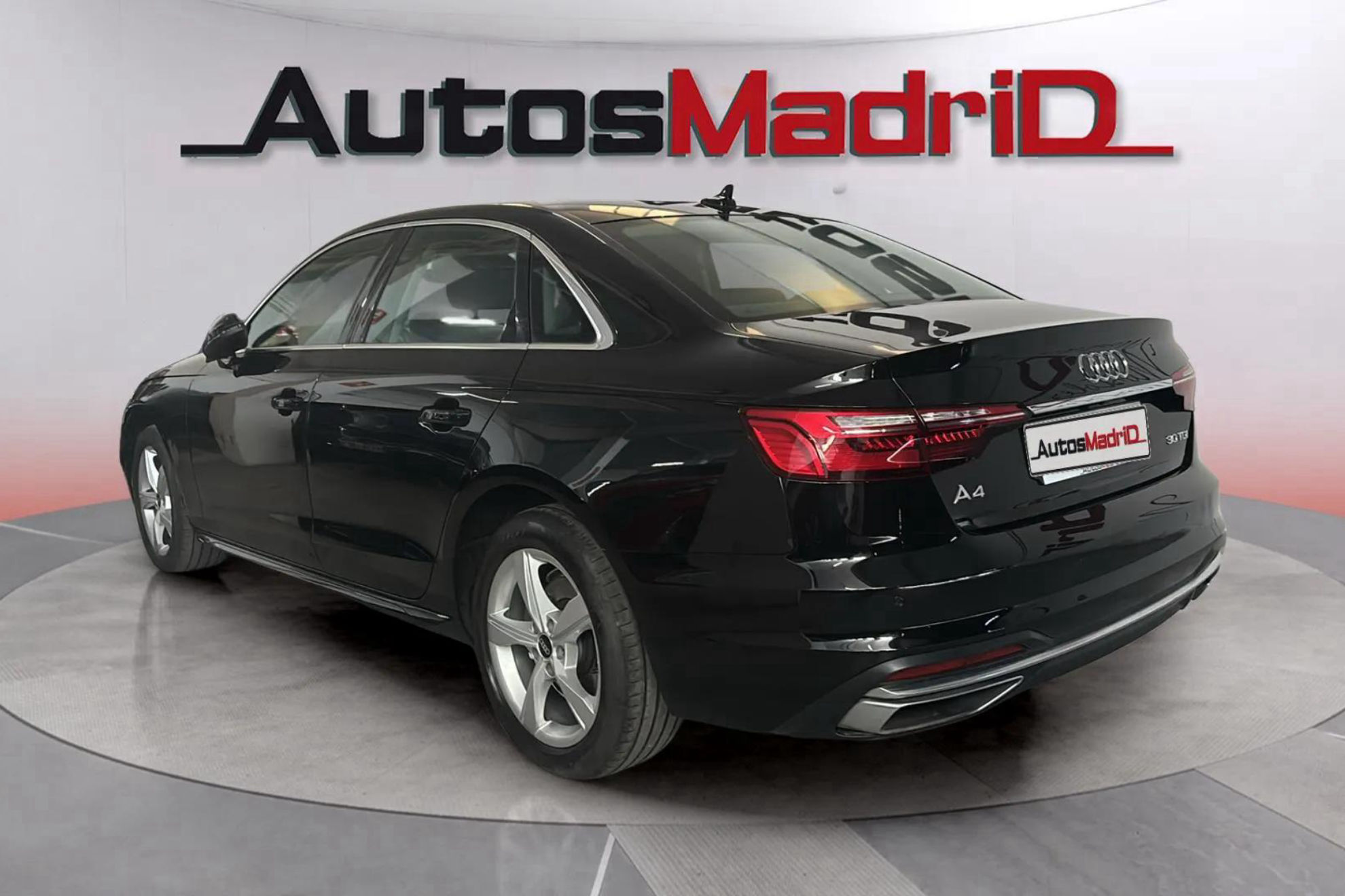 Audi A4 Advanced 30 TDI S tronic - foto 6